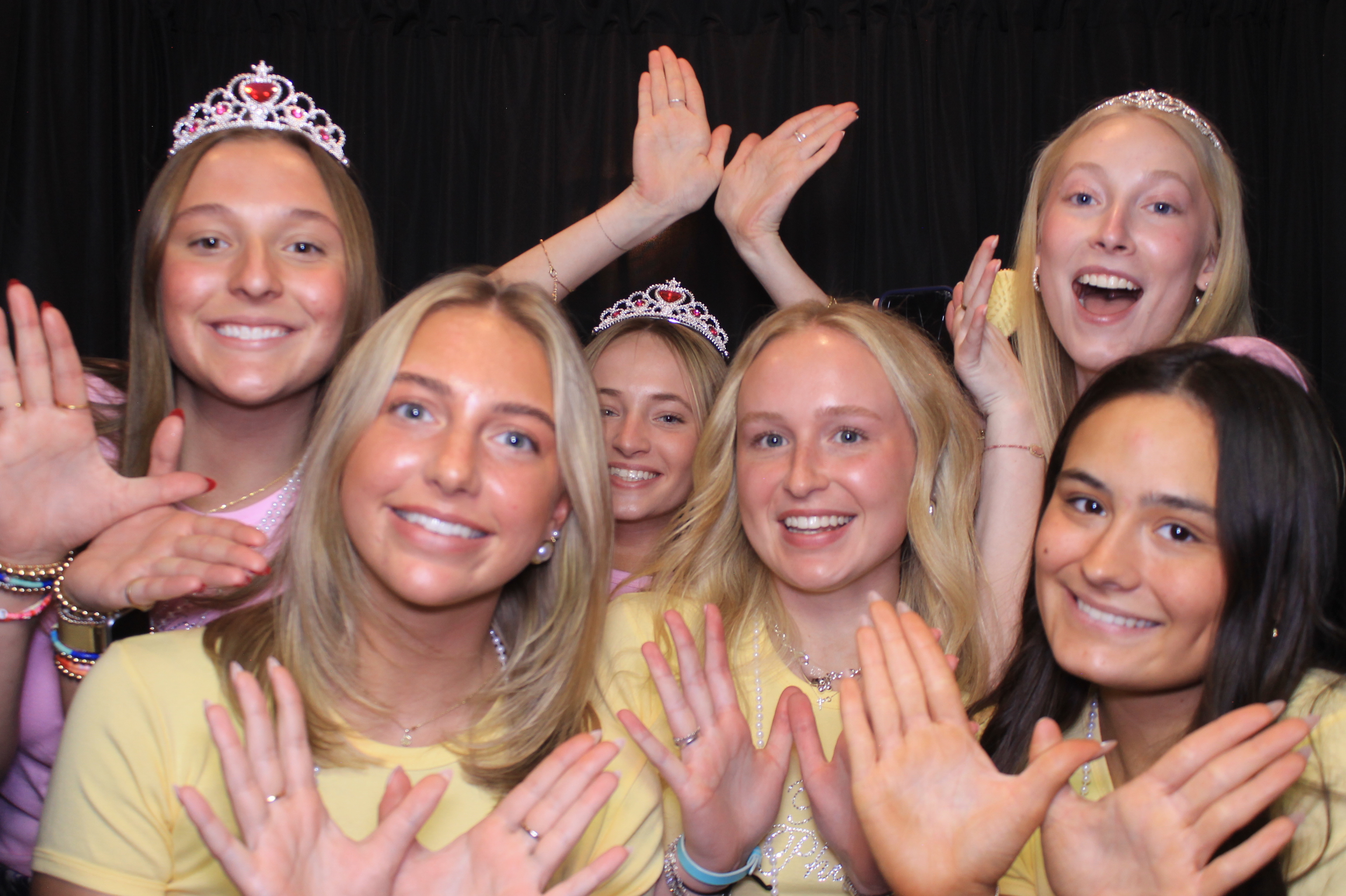 Pi Phi Bid Day | View more photos from the event at gallery.photoboothcincy.com/u/PhotoBoothCincy/Pi-Phi-Bid-Day