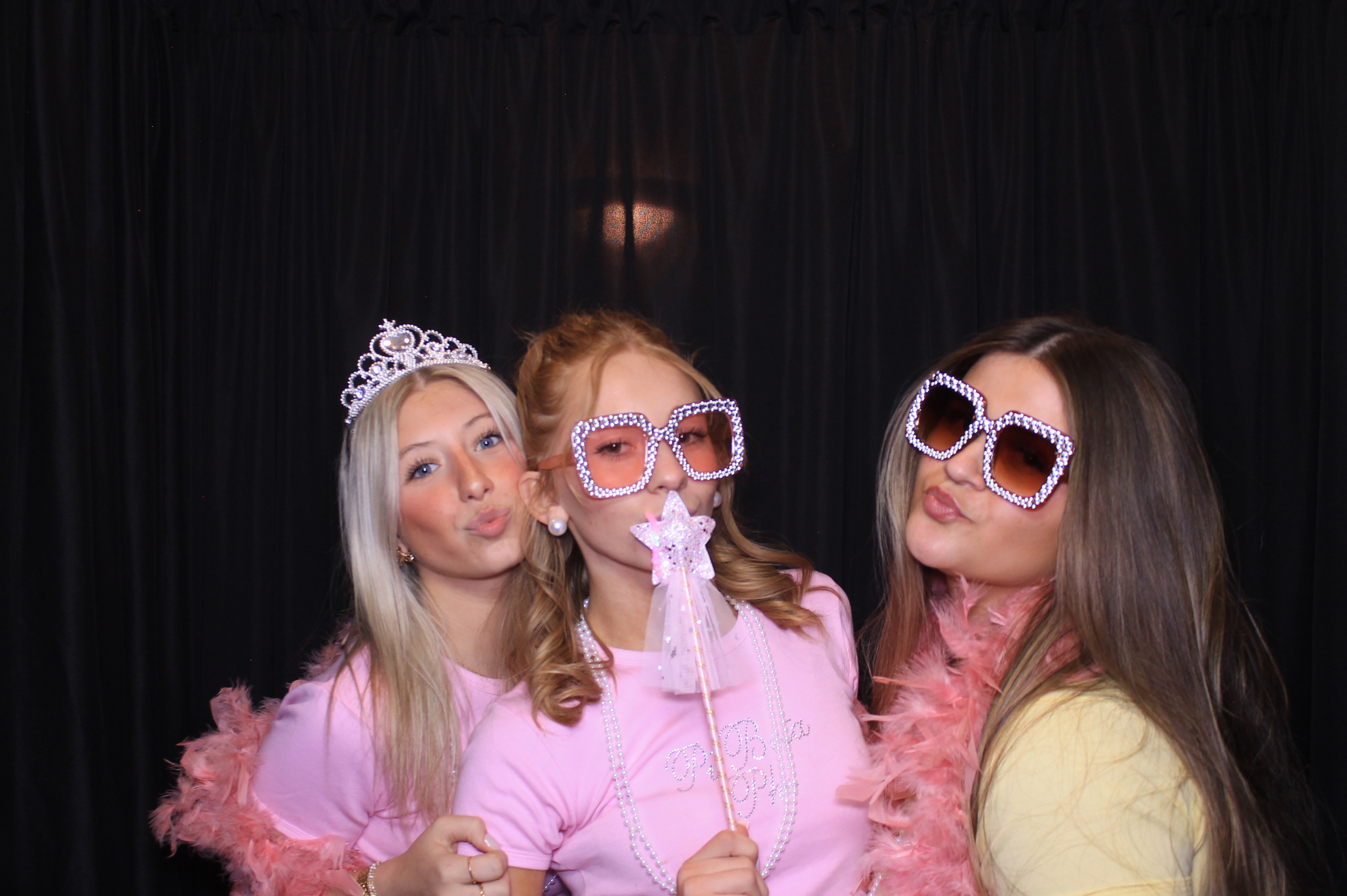 Pi Phi Bid Day | View more photos from the event at gallery.photoboothcincy.com/u/PhotoBoothCincy/Pi-Phi-Bid-Day