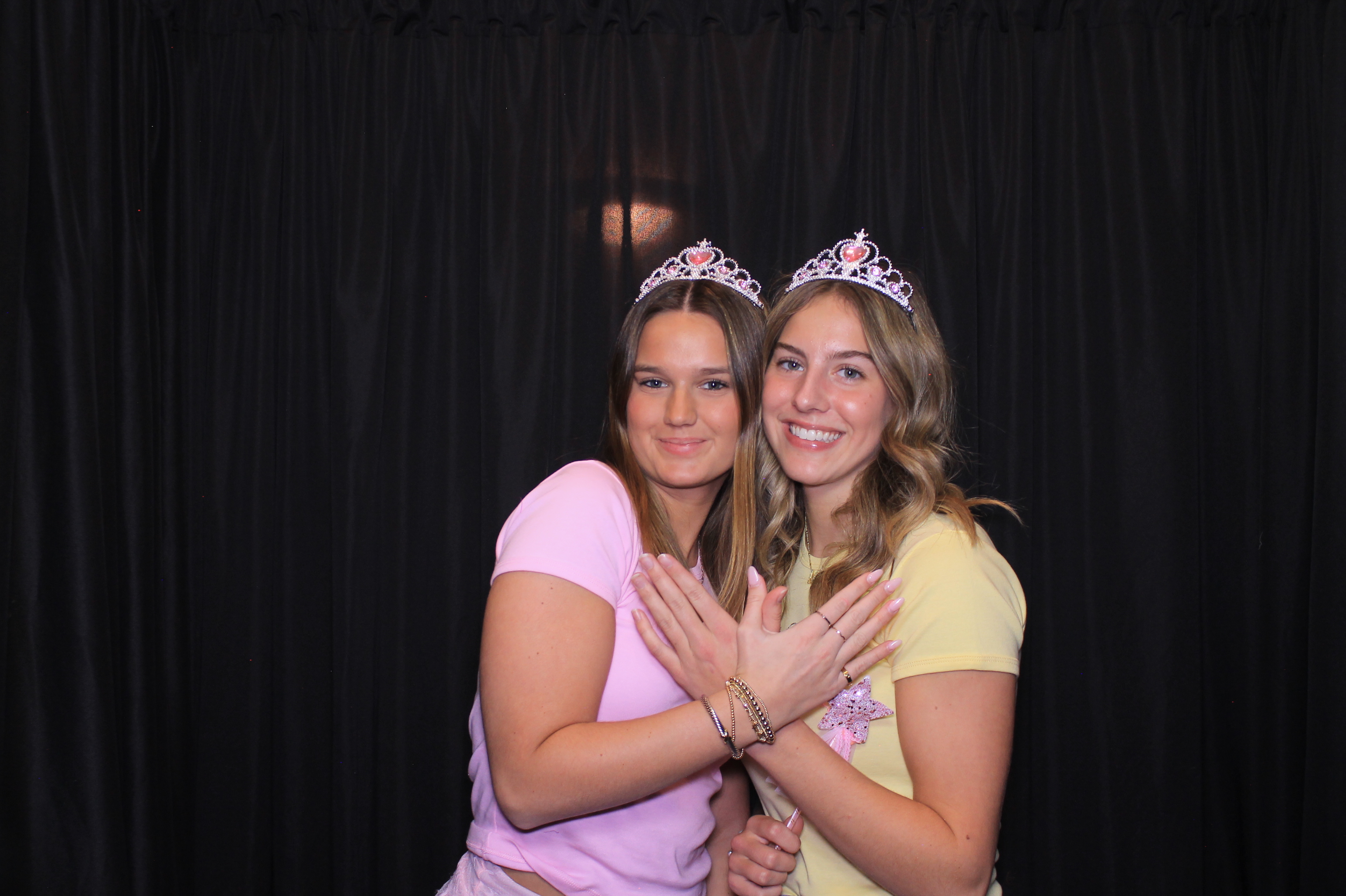 Pi Phi Bid Day | View more photos from the event at gallery.photoboothcincy.com/u/PhotoBoothCincy/Pi-Phi-Bid-Day