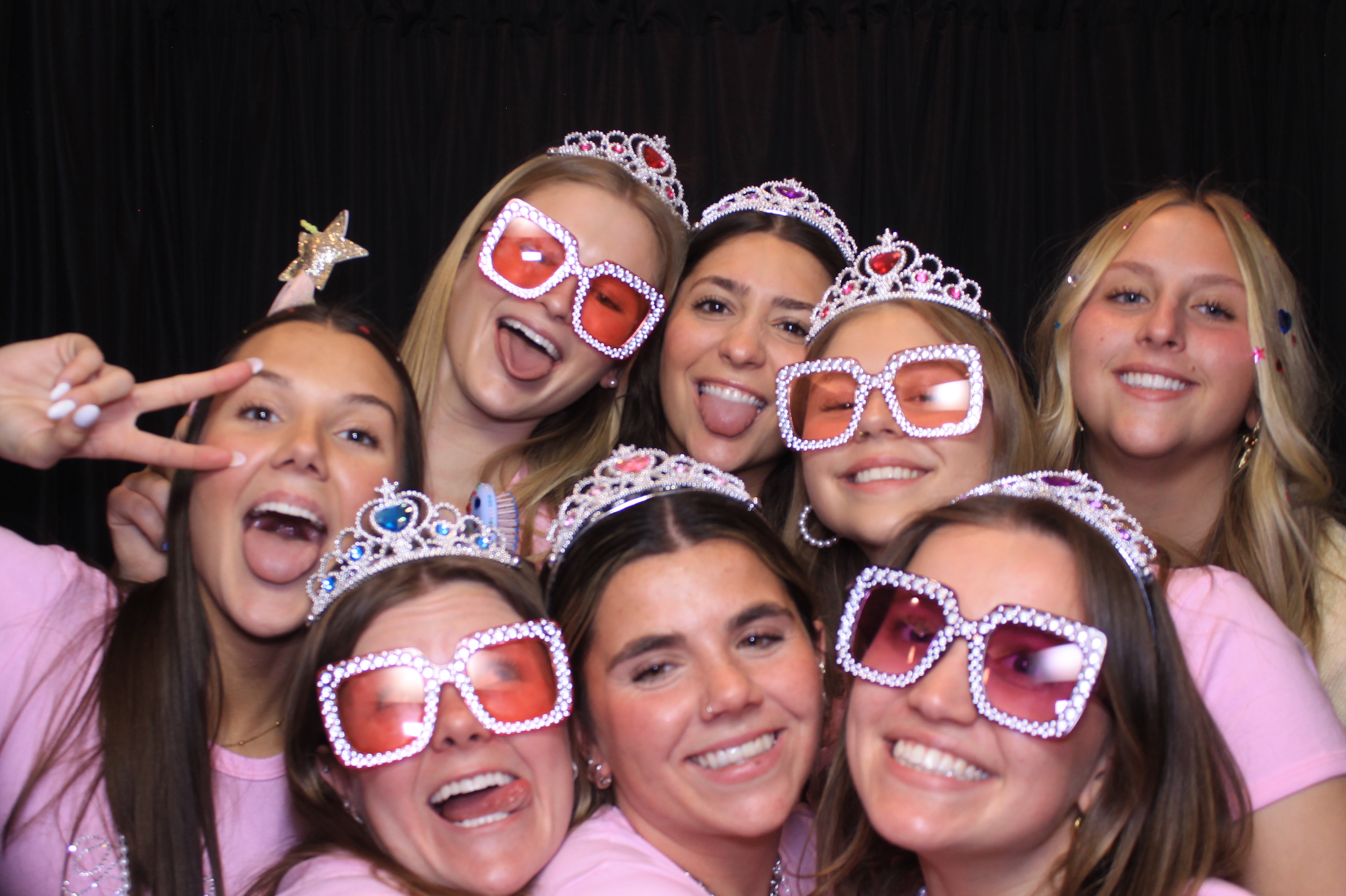 Pi Phi Bid Day | View more photos from the event at gallery.photoboothcincy.com/u/PhotoBoothCincy/Pi-Phi-Bid-Day