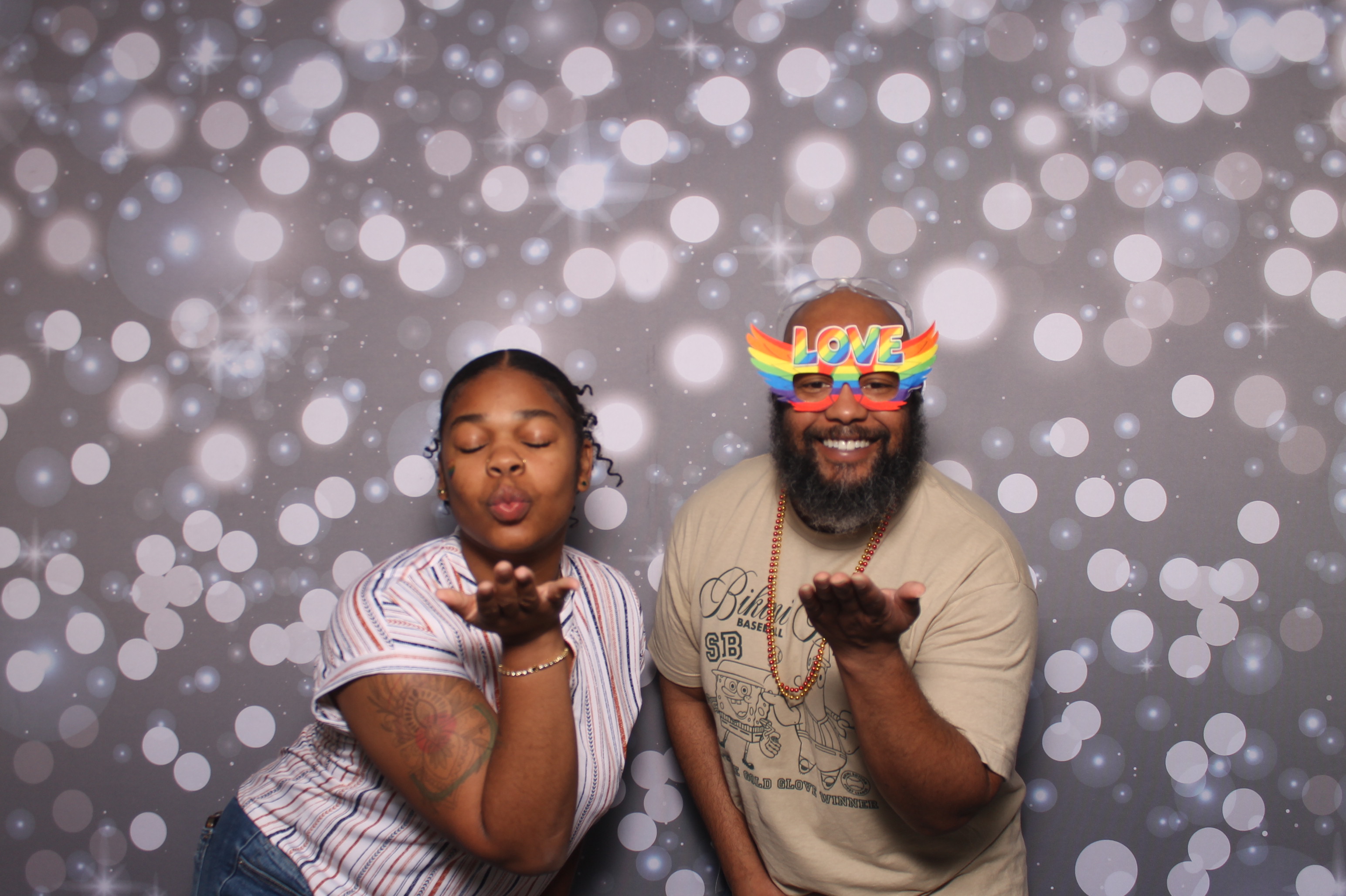 Pride Palooza | View more photos from the event at gallery.photoboothcincy.com/u/PhotoBoothCincy/Pride-Palooza