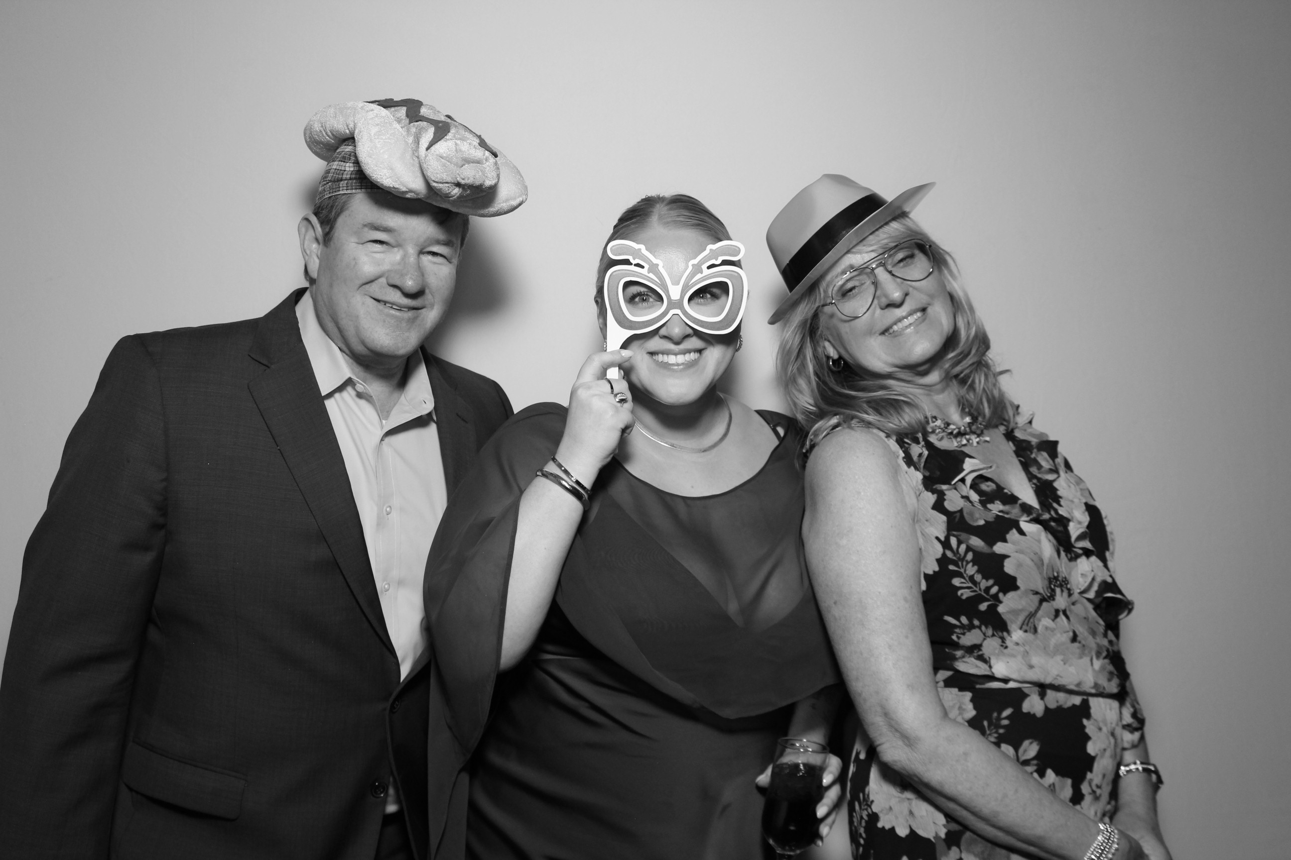 Pritchett Wedding | View more photos from the event at gallery.photoboothcincy.com/u/PhotoBoothCincy/Pritchett-Wedding