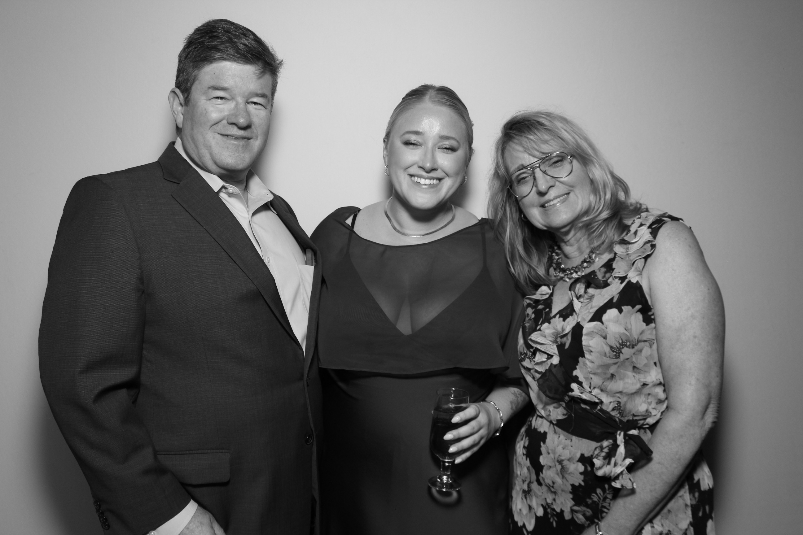 Pritchett Wedding | View more photos from the event at gallery.photoboothcincy.com/u/PhotoBoothCincy/Pritchett-Wedding