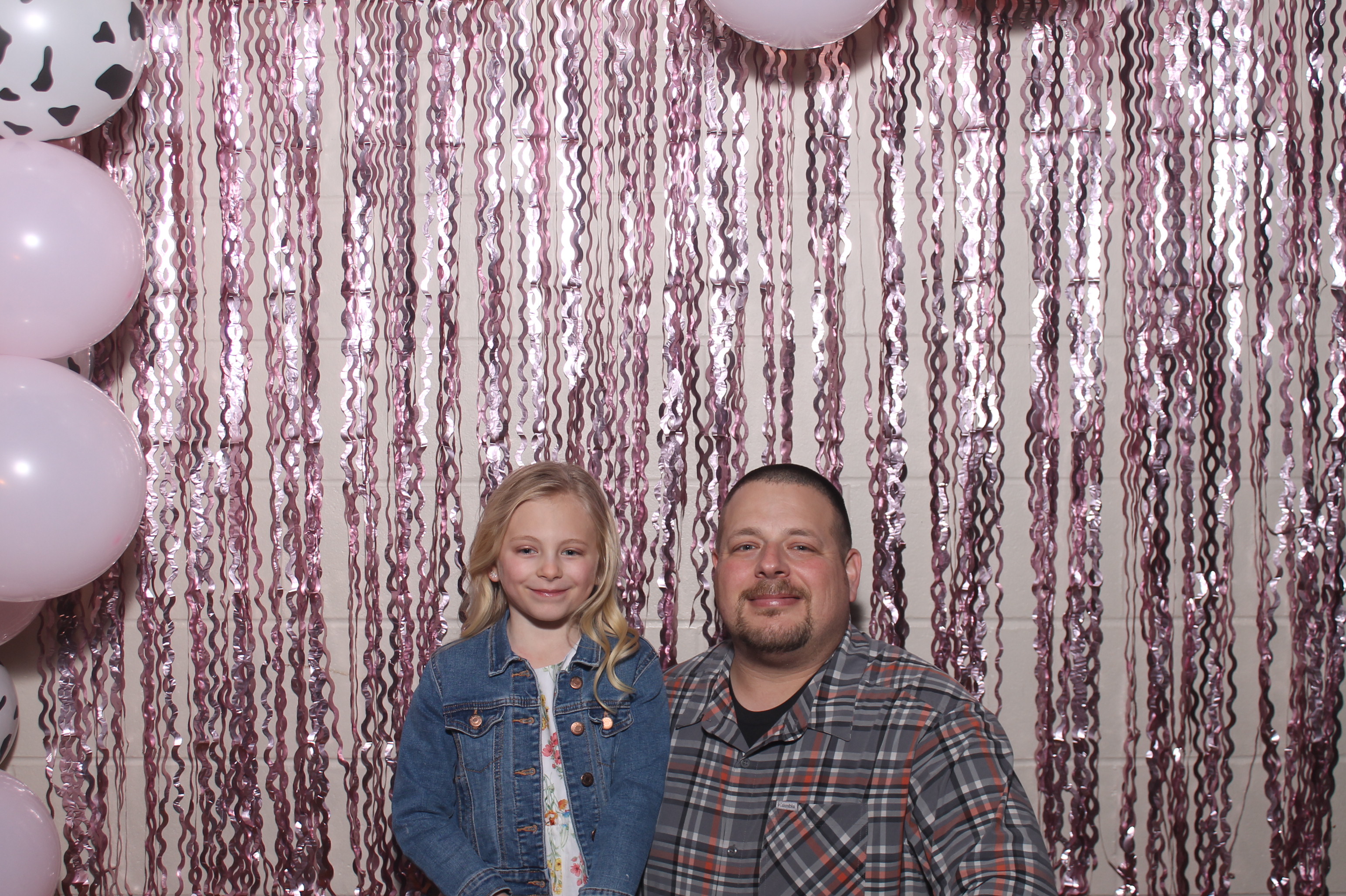 Queen of Peace Father Daughter Dance | View more photos from the event at gallery.photoboothcincy.com/u/PhotoBoothCincy/Queen-of-Peace-Father-Daughter-Dance
