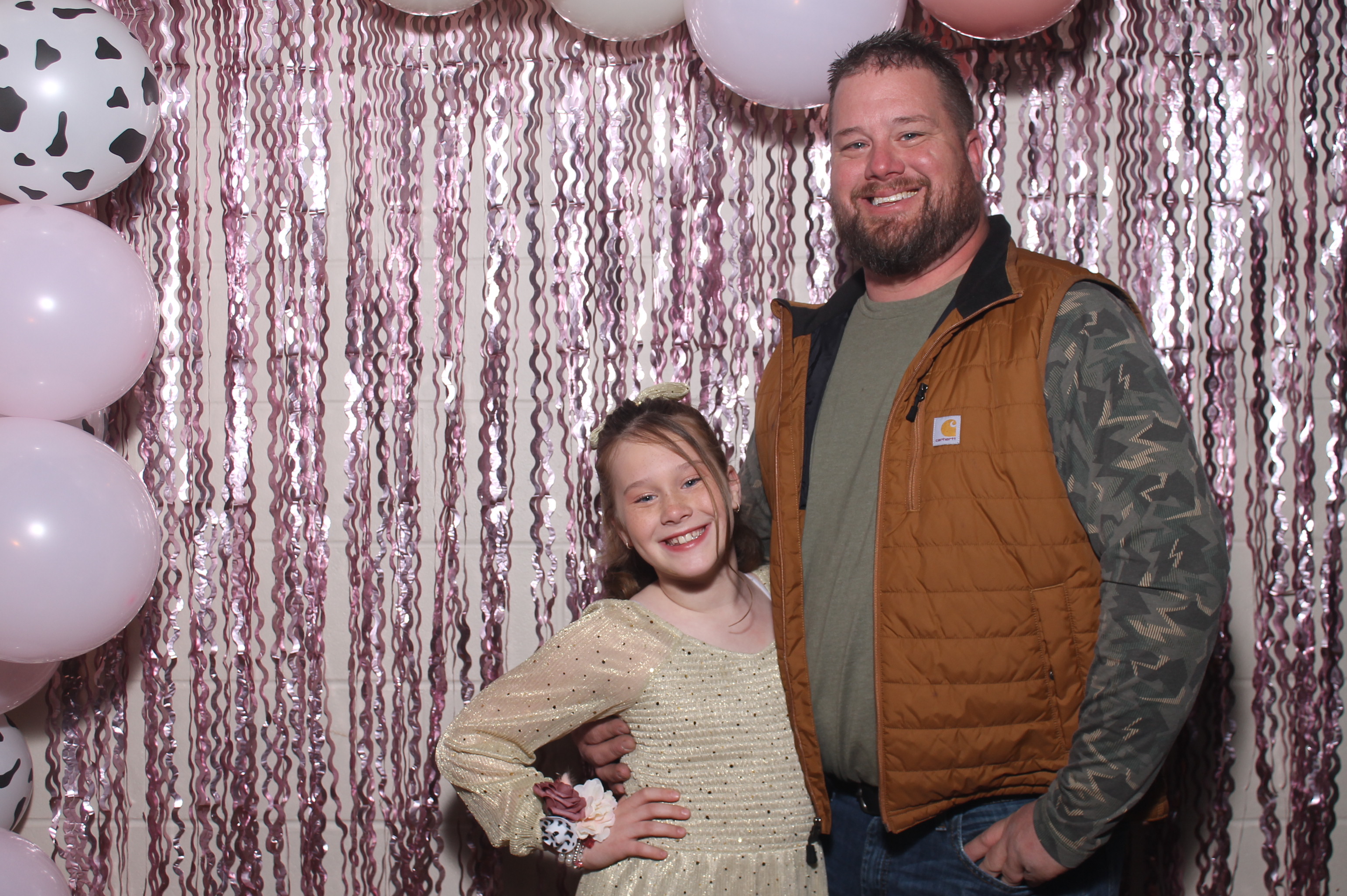 Queen of Peace Father Daughter Dance | View more photos from the event at gallery.photoboothcincy.com/u/PhotoBoothCincy/Queen-of-Peace-Father-Daughter-Dance
