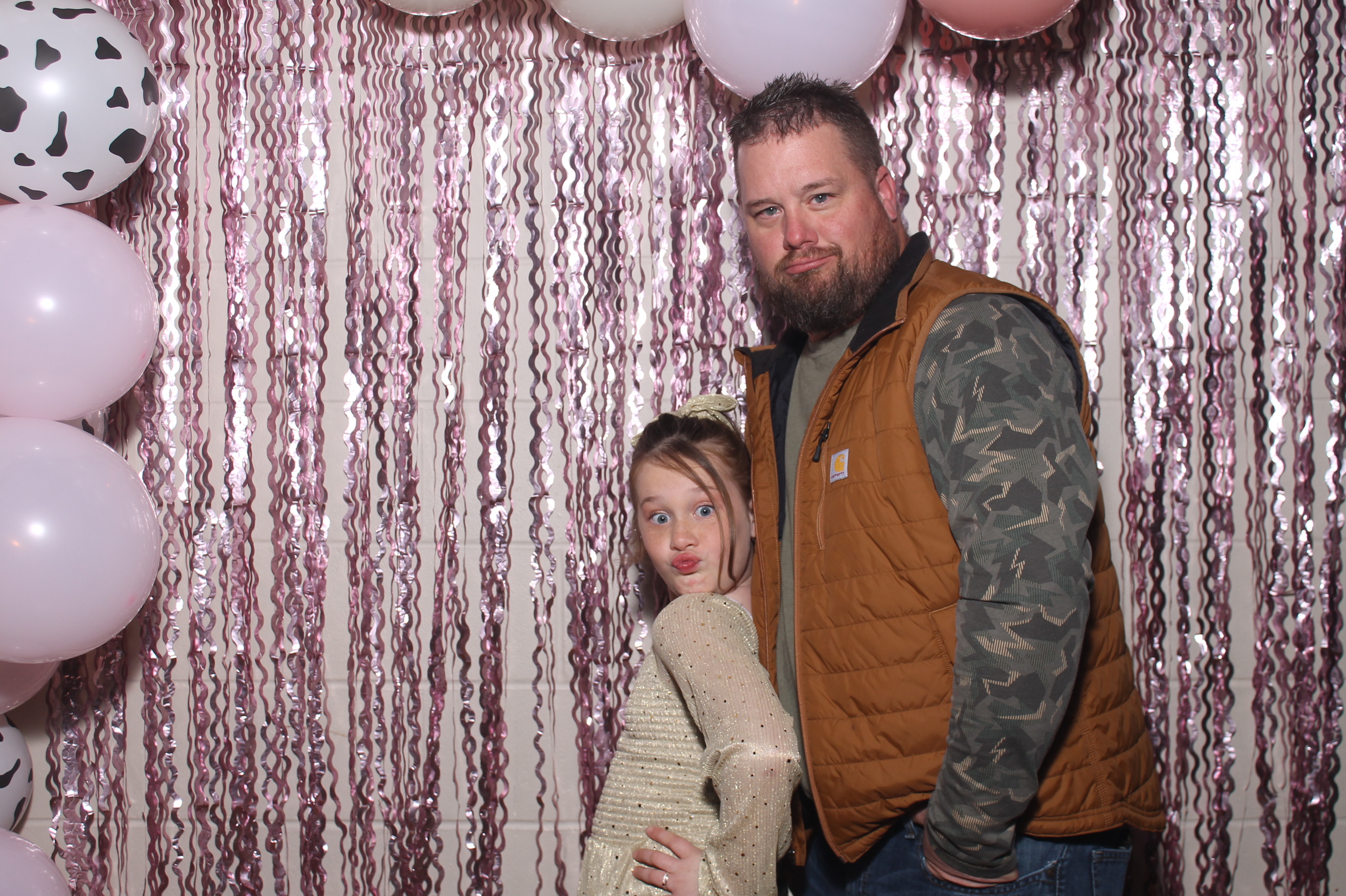 Queen of Peace Father Daughter Dance | View more photos from the event at gallery.photoboothcincy.com/u/PhotoBoothCincy/Queen-of-Peace-Father-Daughter-Dance