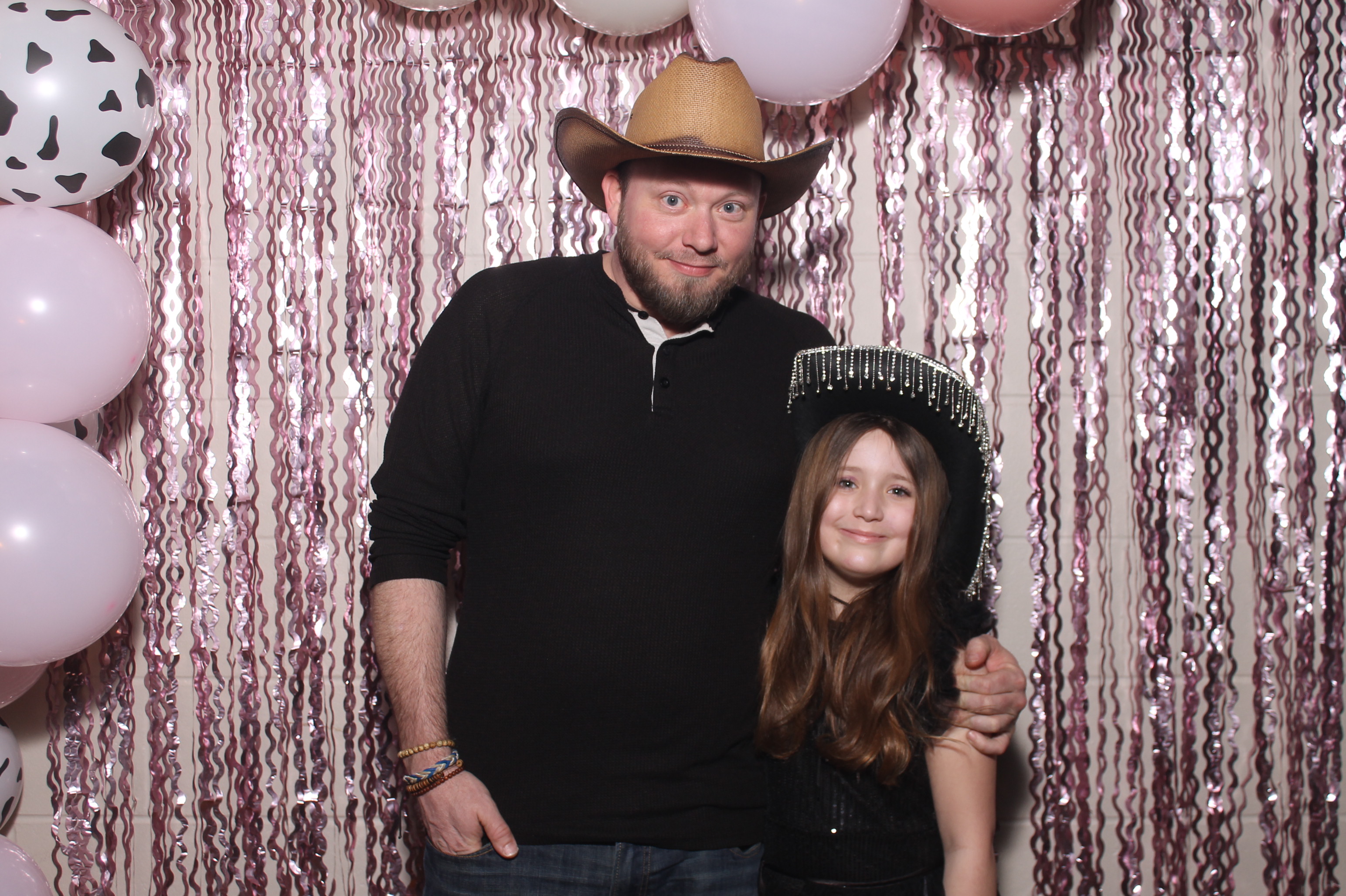 Queen of Peace Father Daughter Dance | View more photos from the event at gallery.photoboothcincy.com/u/PhotoBoothCincy/Queen-of-Peace-Father-Daughter-Dance