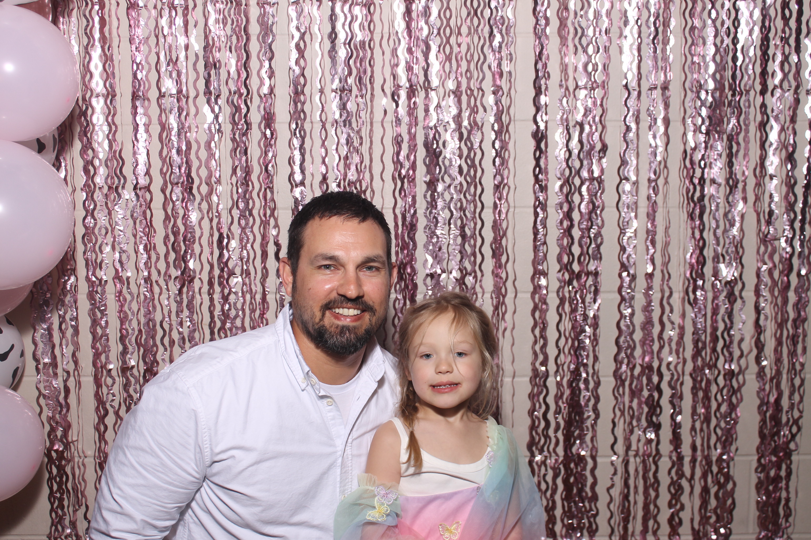 Queen of Peace Father Daughter Dance | View more photos from the event at gallery.photoboothcincy.com/u/PhotoBoothCincy/Queen-of-Peace-Father-Daughter-Dance