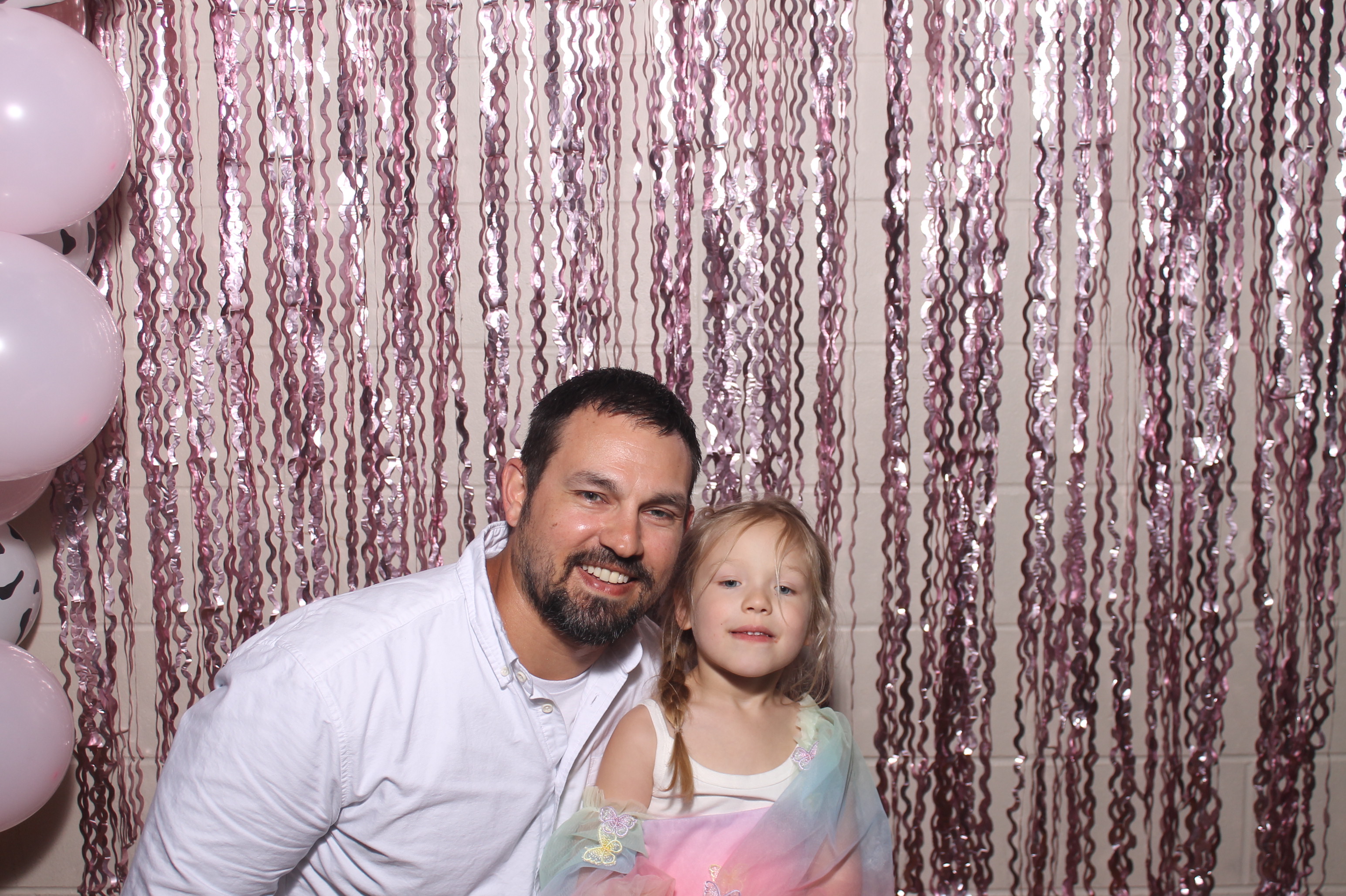 Queen of Peace Father Daughter Dance | View more photos from the event at gallery.photoboothcincy.com/u/PhotoBoothCincy/Queen-of-Peace-Father-Daughter-Dance