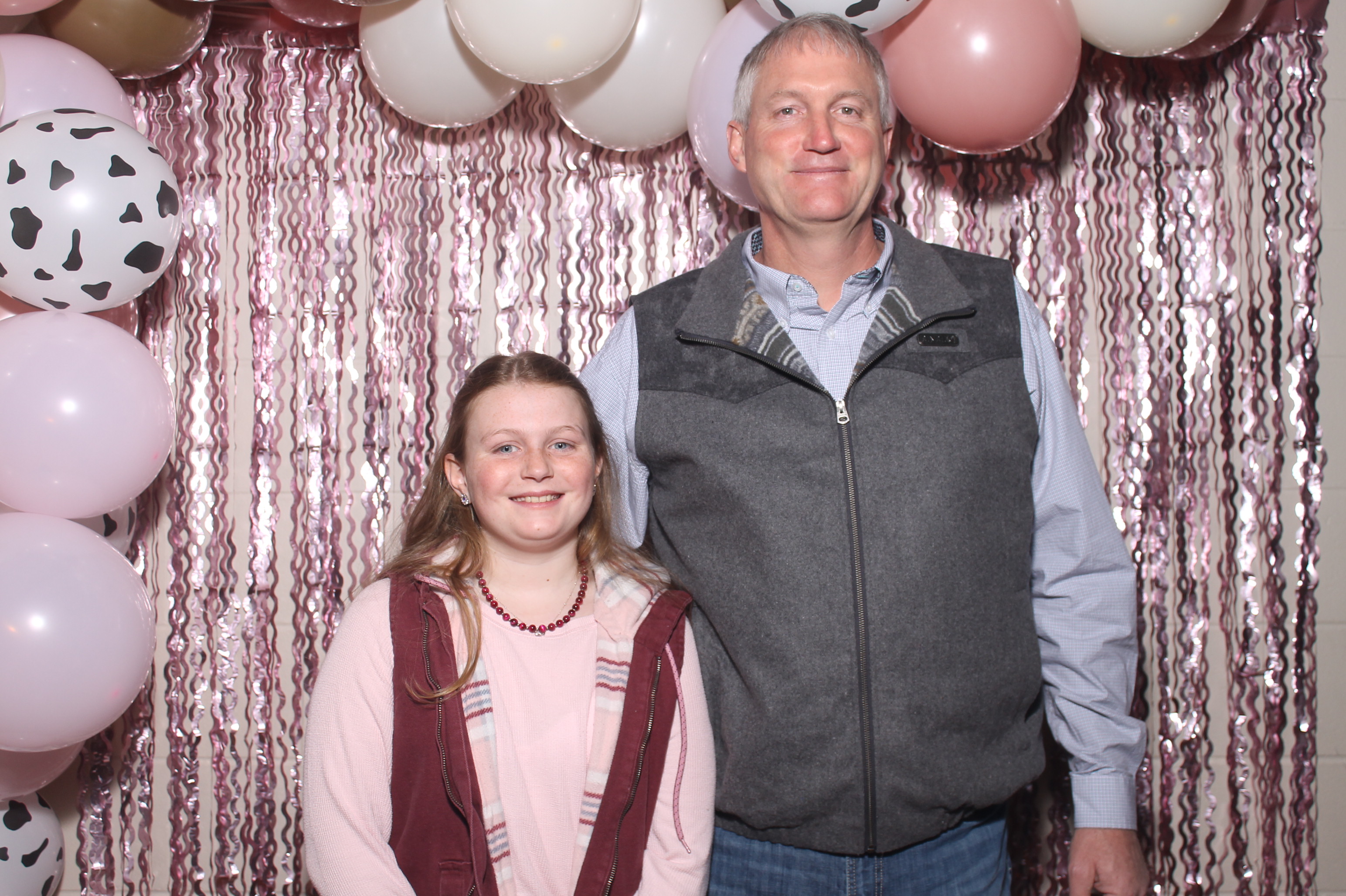 Queen of Peace Father Daughter Dance | View more photos from the event at gallery.photoboothcincy.com/u/PhotoBoothCincy/Queen-of-Peace-Father-Daughter-Dance
