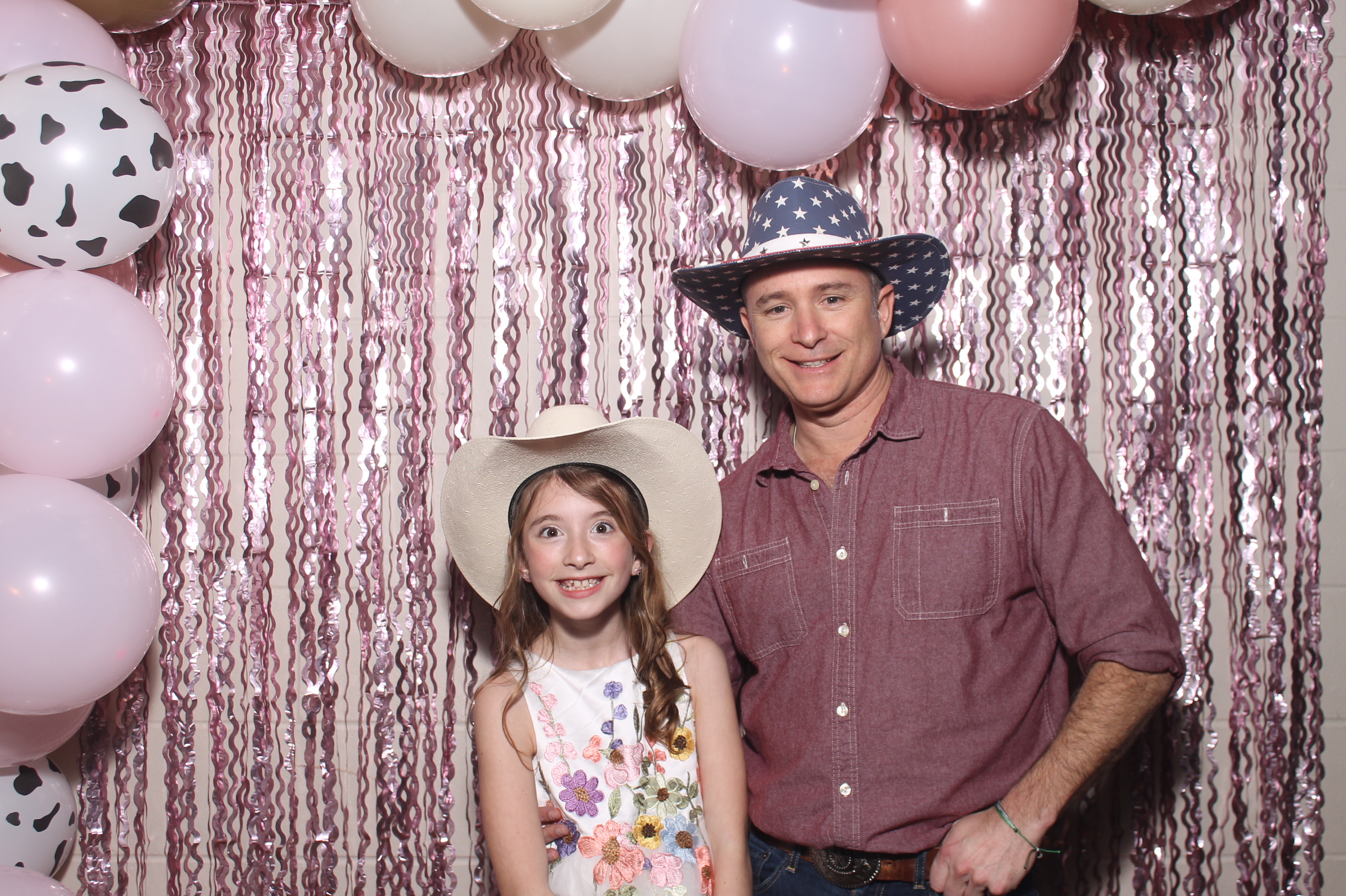 Queen of Peace Father Daughter Dance | View more photos from the event at gallery.photoboothcincy.com/u/PhotoBoothCincy/Queen-of-Peace-Father-Daughter-Dance