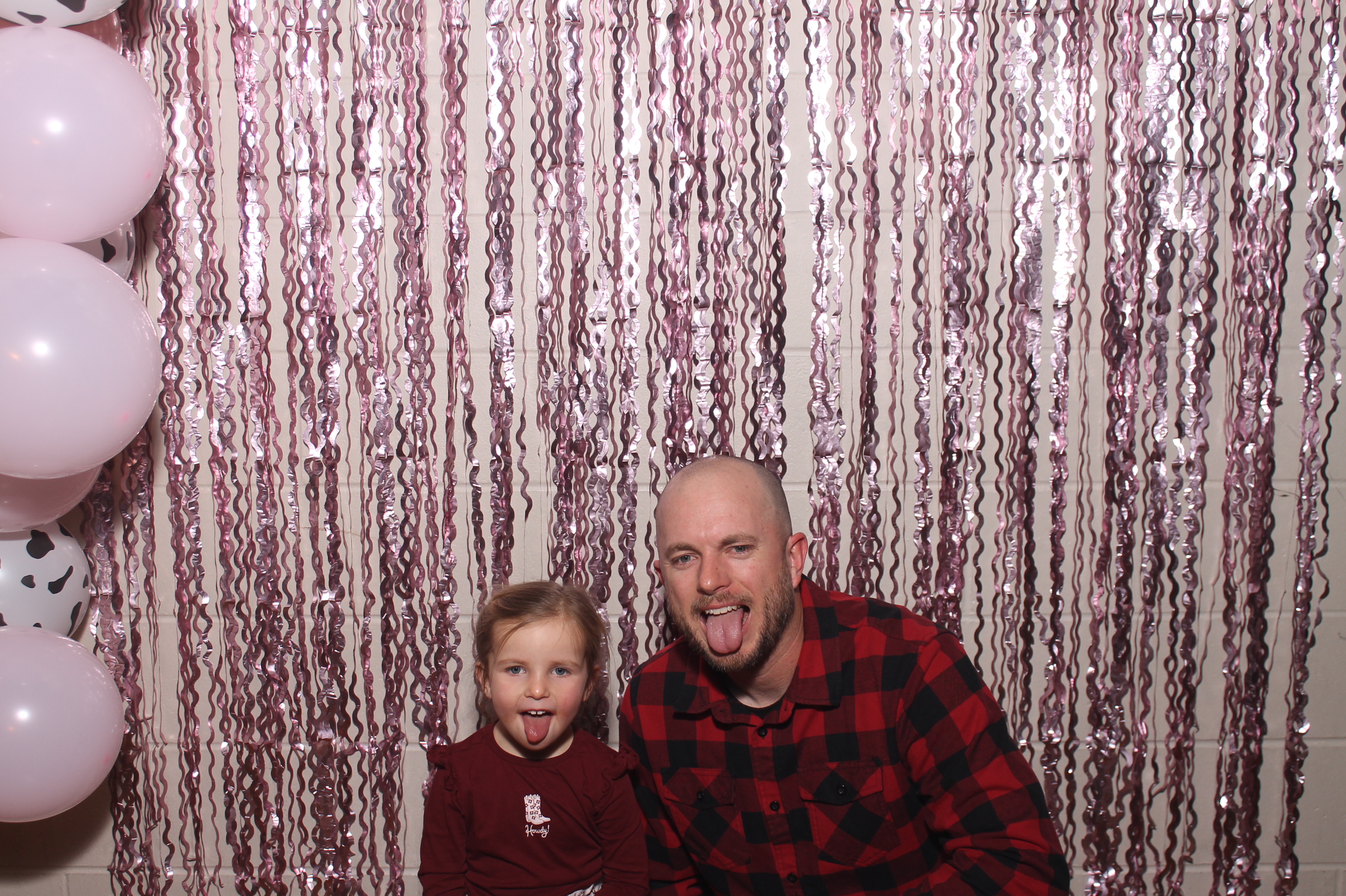 Queen of Peace Father Daughter Dance | View more photos from the event at gallery.photoboothcincy.com/u/PhotoBoothCincy/Queen-of-Peace-Father-Daughter-Dance