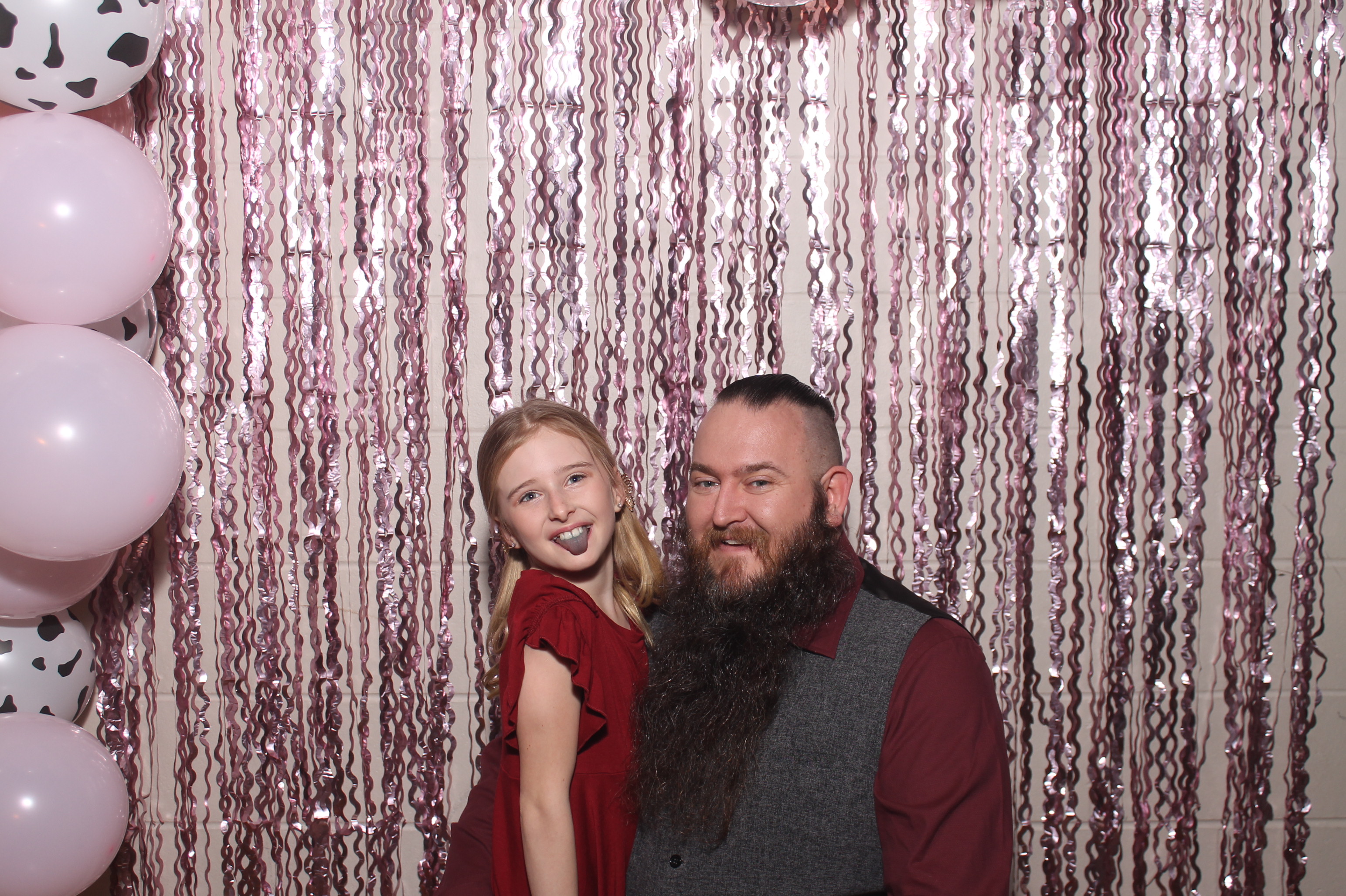 Queen of Peace Father Daughter Dance | View more photos from the event at gallery.photoboothcincy.com/u/PhotoBoothCincy/Queen-of-Peace-Father-Daughter-Dance