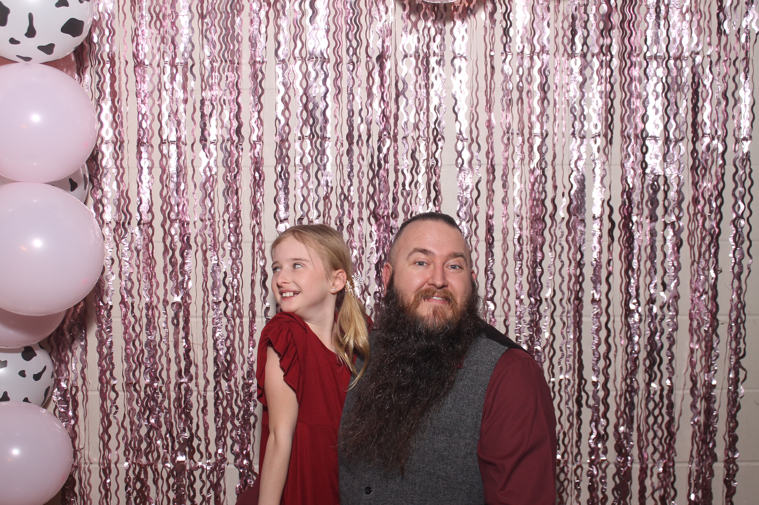 Queen of Peace Father Daughter Dance | View more photos from the event at gallery.photoboothcincy.com/u/PhotoBoothCincy/Queen-of-Peace-Father-Daughter-Dance