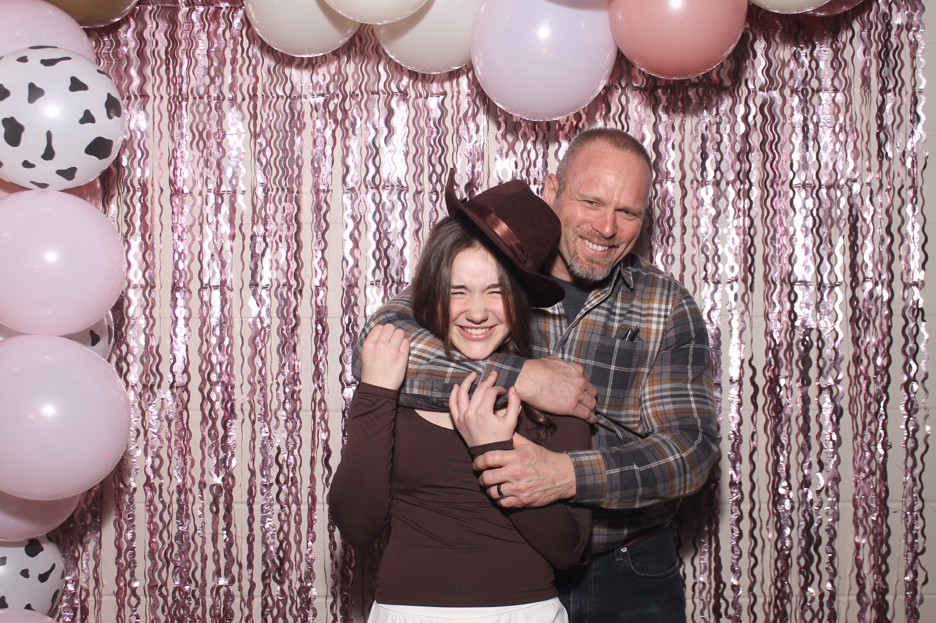 Queen of Peace Father Daughter Dance | View more photos from the event at gallery.photoboothcincy.com/u/PhotoBoothCincy/Queen-of-Peace-Father-Daughter-Dance