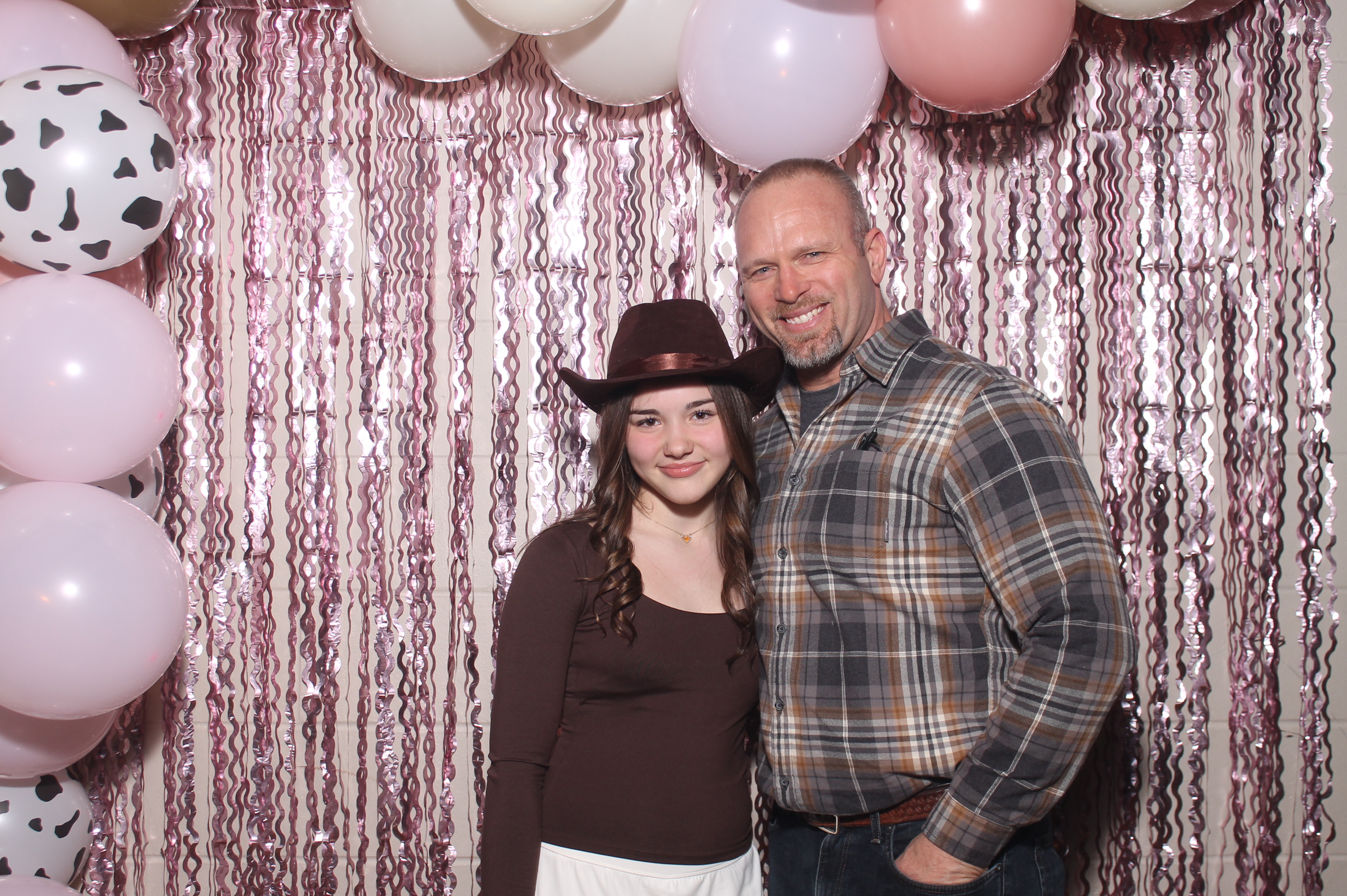 Queen of Peace Father Daughter Dance | View more photos from the event at gallery.photoboothcincy.com/u/PhotoBoothCincy/Queen-of-Peace-Father-Daughter-Dance