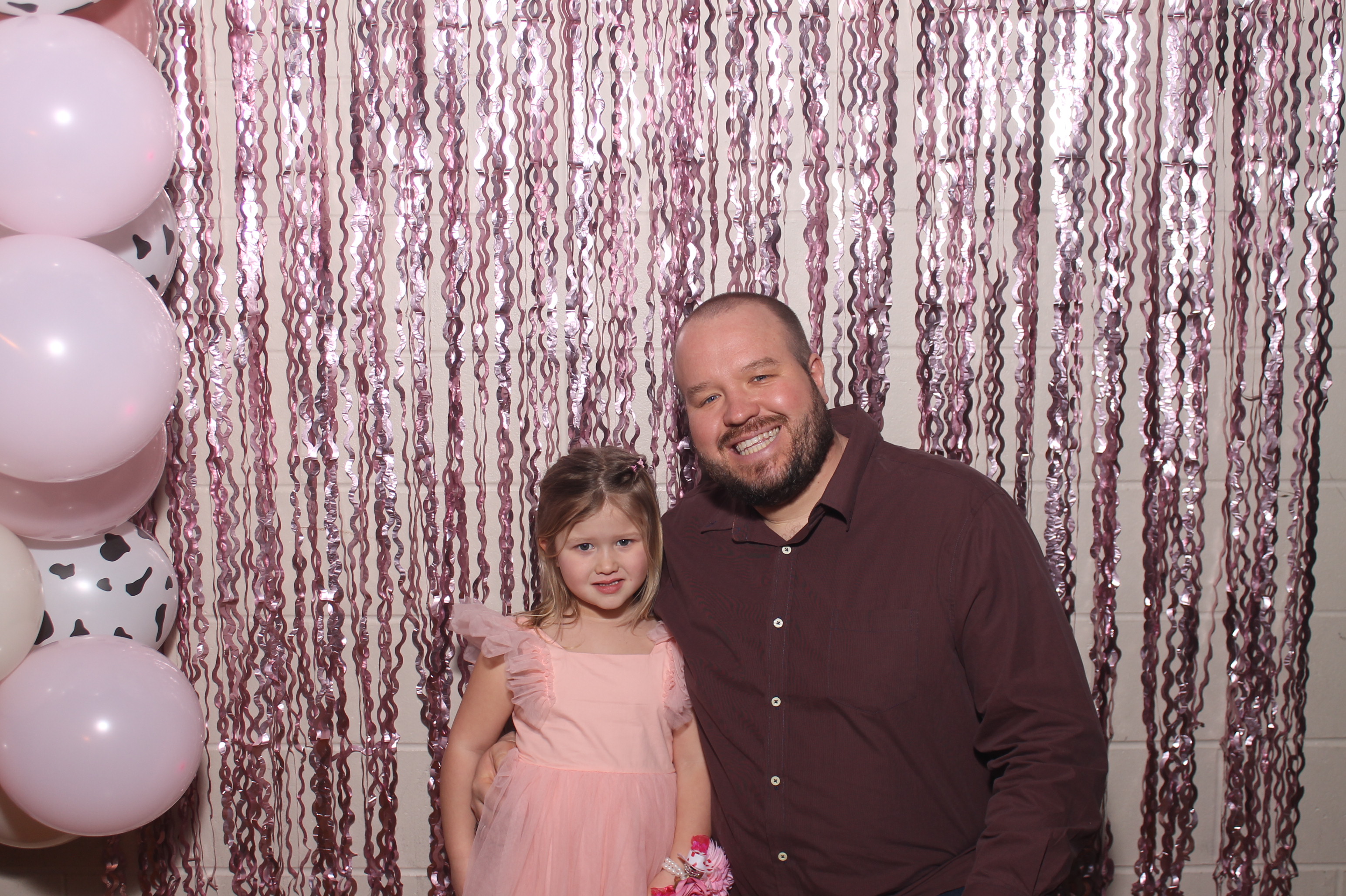 Queen of Peace Father Daughter Dance | View more photos from the event at gallery.photoboothcincy.com/u/PhotoBoothCincy/Queen-of-Peace-Father-Daughter-Dance