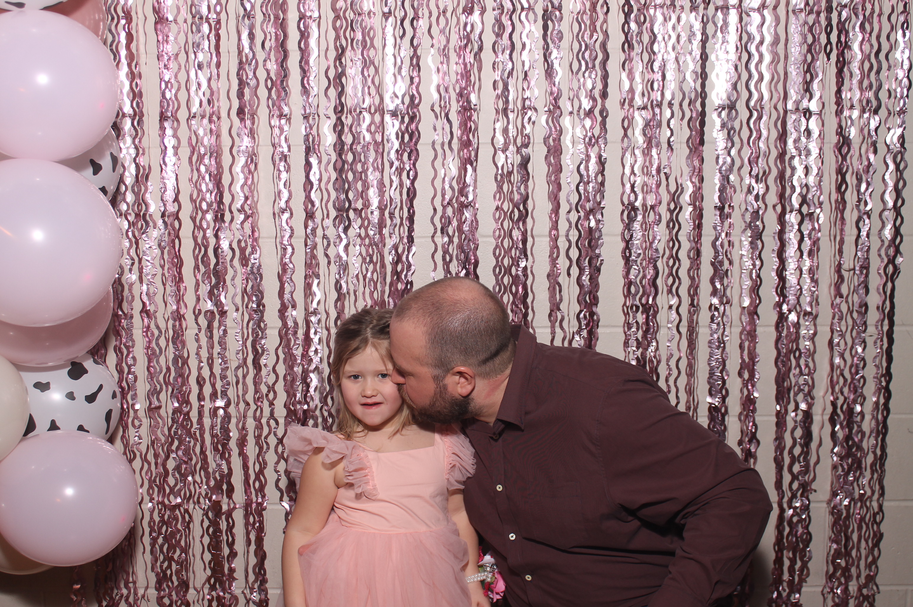 Queen of Peace Father Daughter Dance | View more photos from the event at gallery.photoboothcincy.com/u/PhotoBoothCincy/Queen-of-Peace-Father-Daughter-Dance