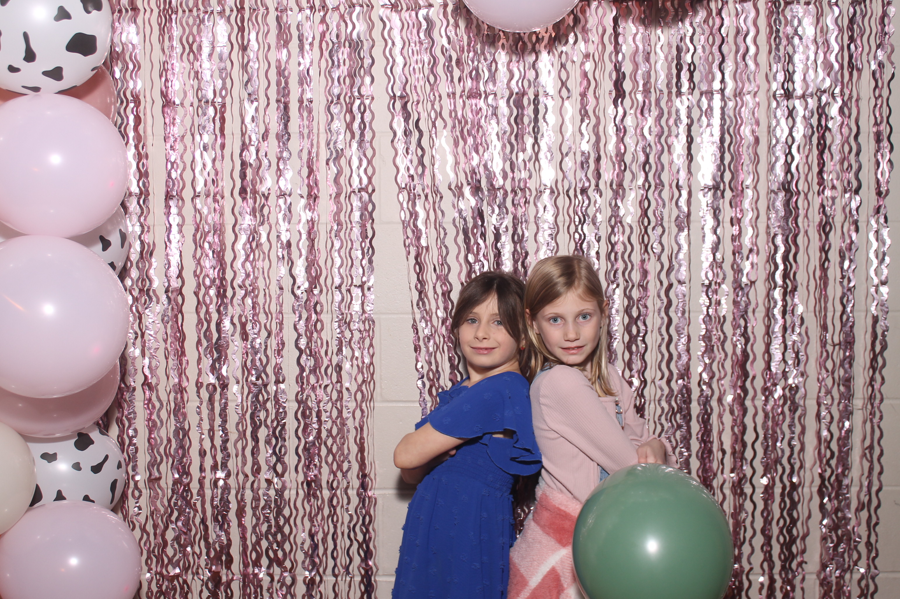 Queen of Peace Father Daughter Dance | View more photos from the event at gallery.photoboothcincy.com/u/PhotoBoothCincy/Queen-of-Peace-Father-Daughter-Dance