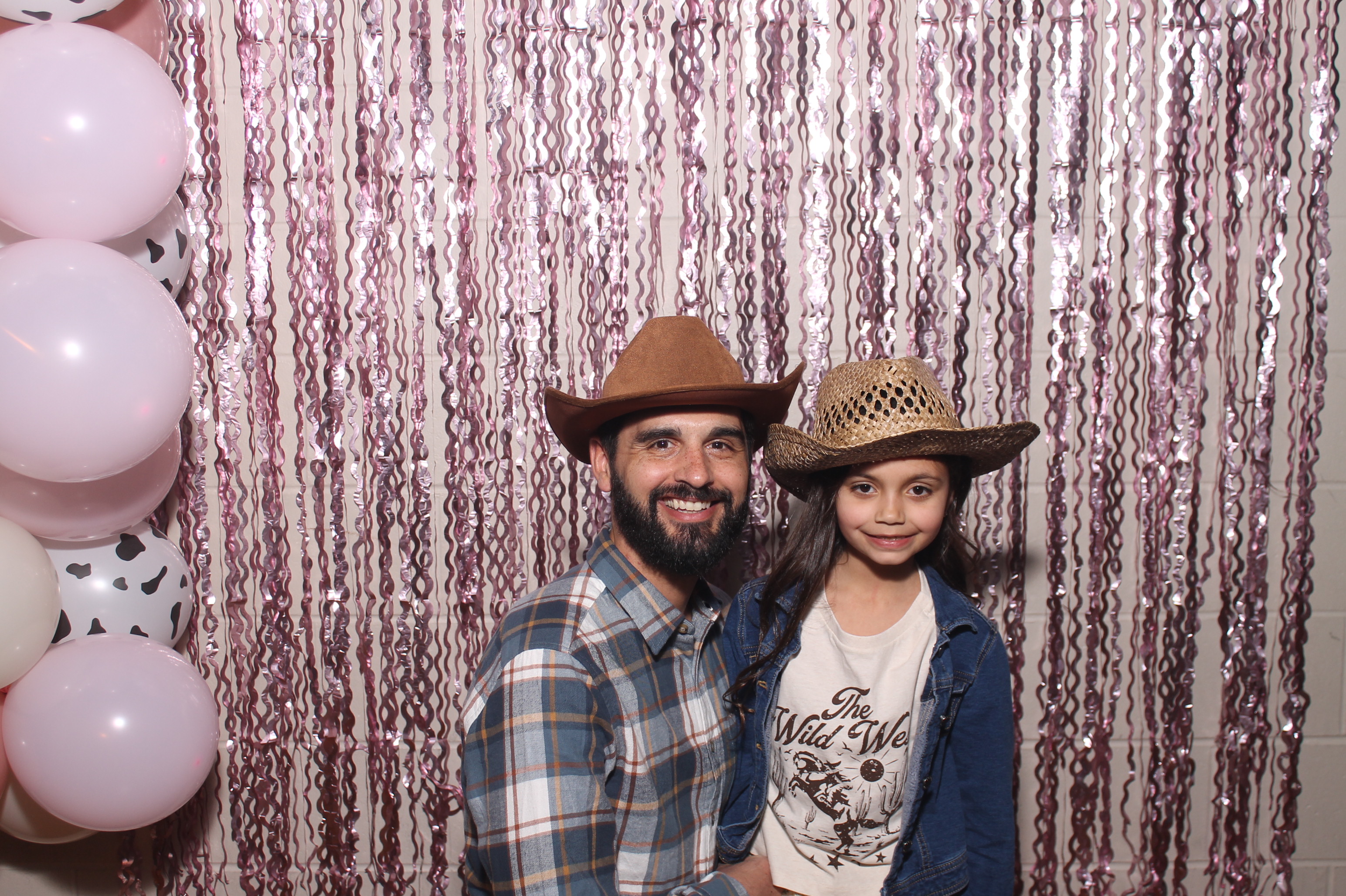 Queen of Peace Father Daughter Dance | View more photos from the event at gallery.photoboothcincy.com/u/PhotoBoothCincy/Queen-of-Peace-Father-Daughter-Dance