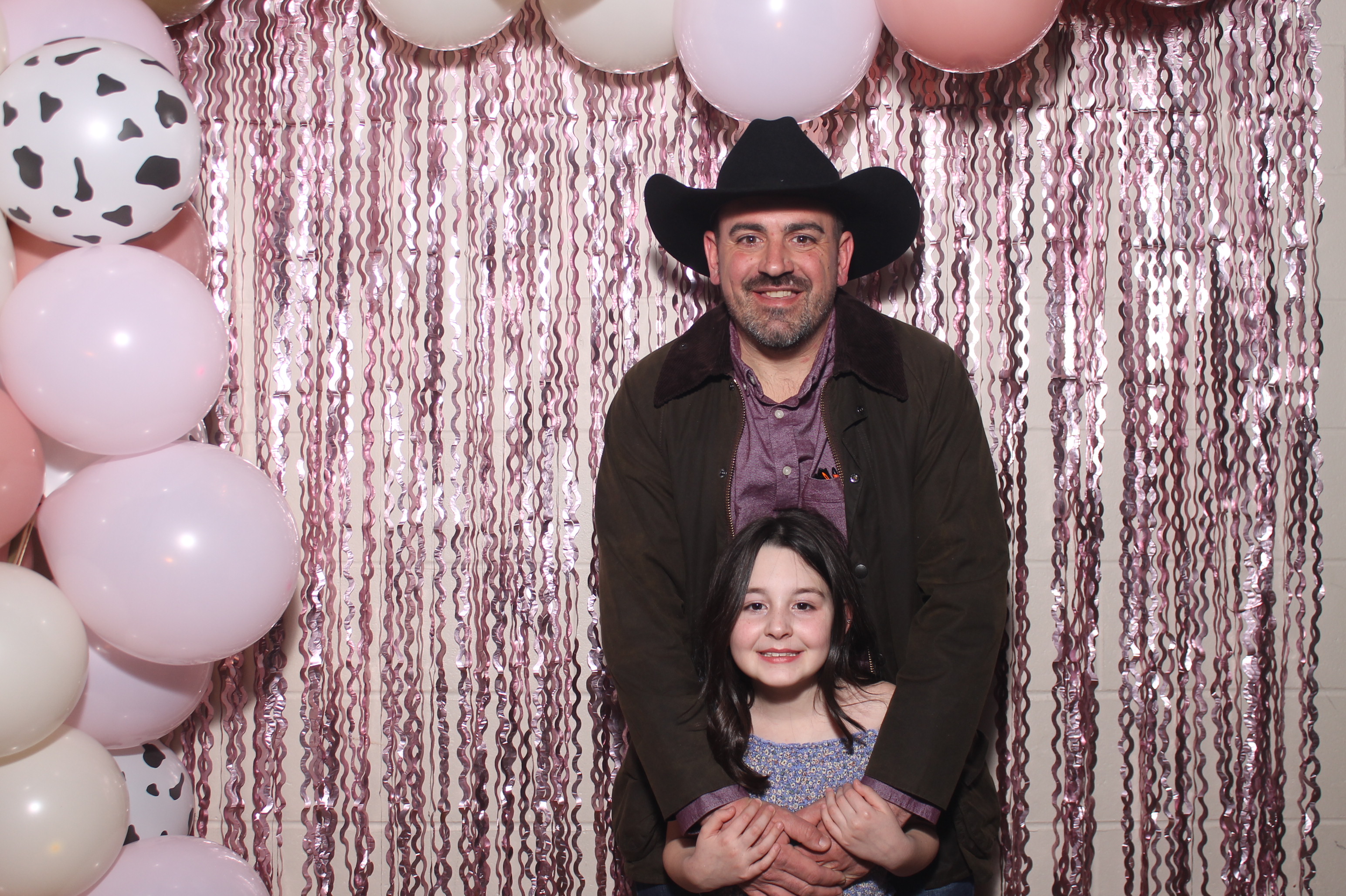 Queen of Peace Father Daughter Dance | View more photos from the event at gallery.photoboothcincy.com/u/PhotoBoothCincy/Queen-of-Peace-Father-Daughter-Dance