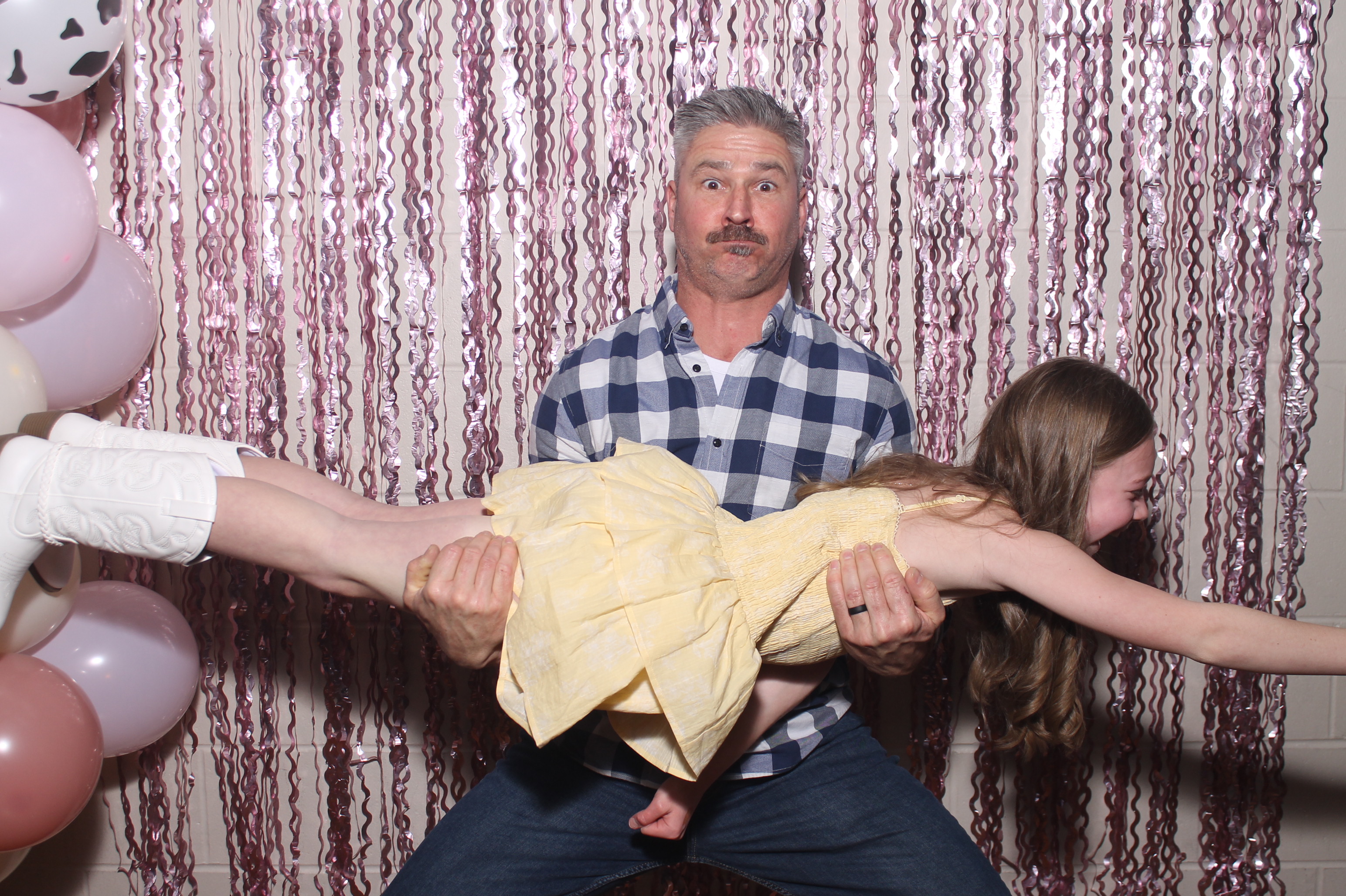 Queen of Peace Father Daughter Dance | View more photos from the event at gallery.photoboothcincy.com/u/PhotoBoothCincy/Queen-of-Peace-Father-Daughter-Dance