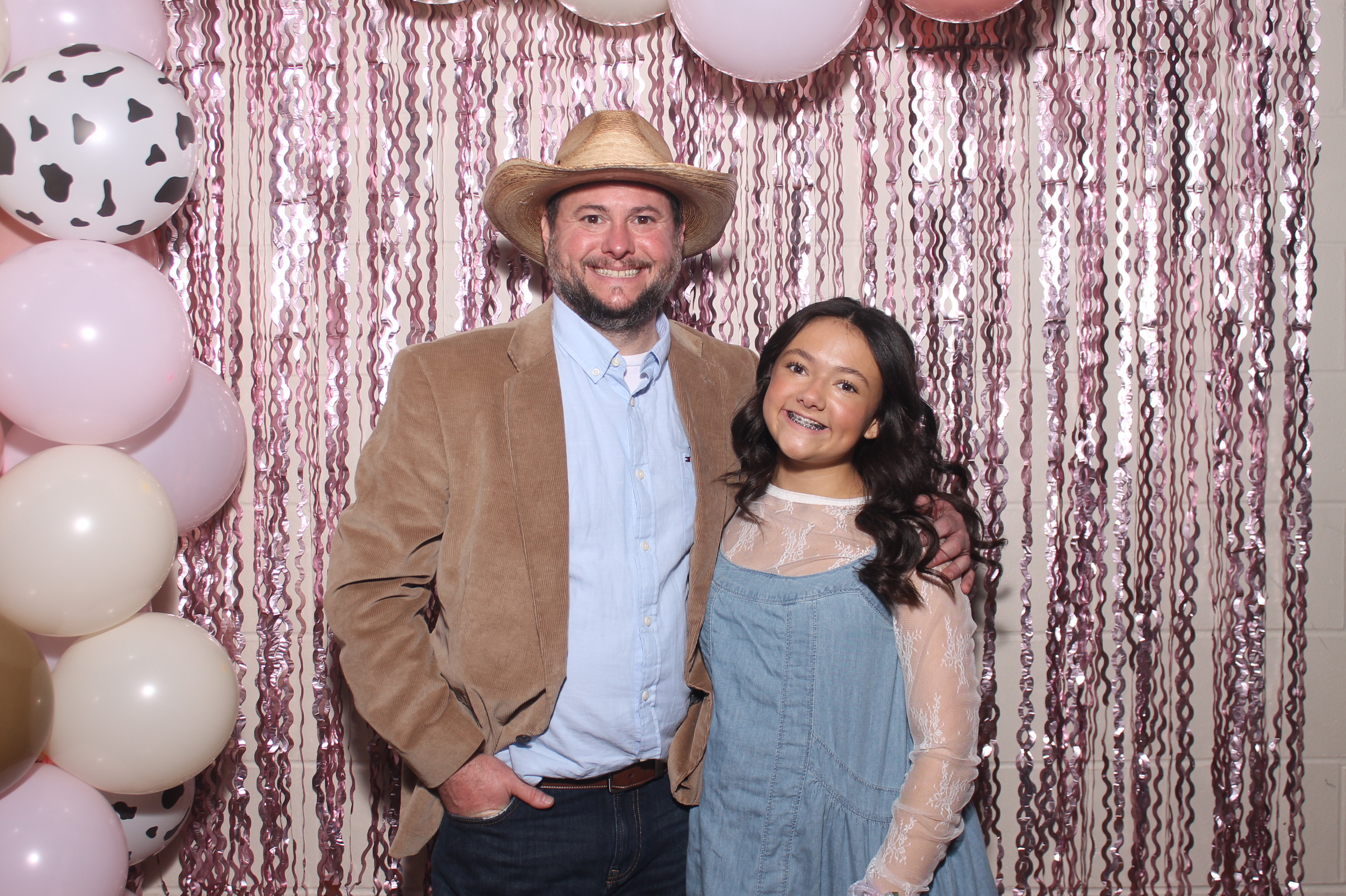 Queen of Peace Father Daughter Dance | View more photos from the event at gallery.photoboothcincy.com/u/PhotoBoothCincy/Queen-of-Peace-Father-Daughter-Dance