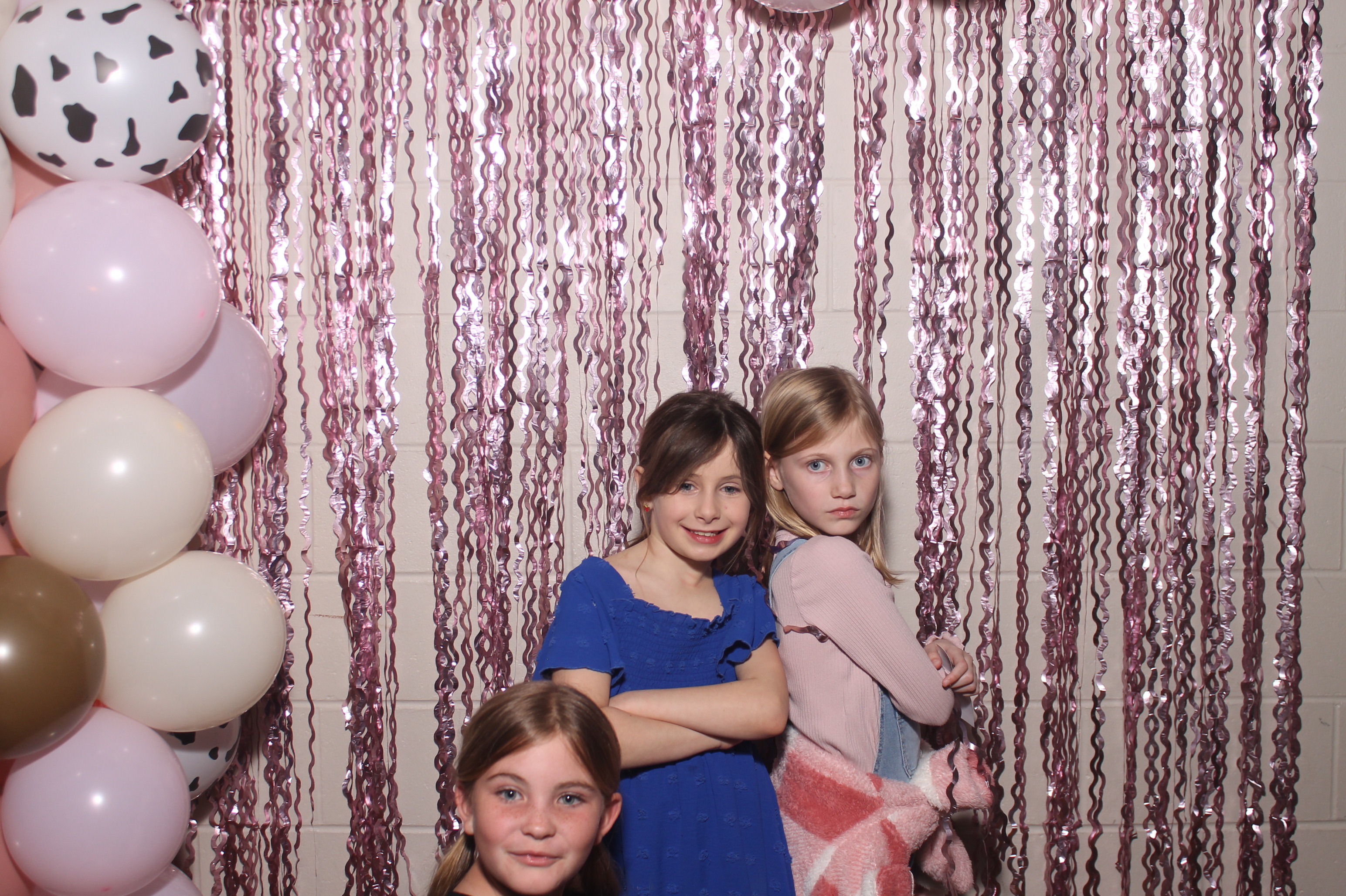 Queen of Peace Father Daughter Dance | View more photos from the event at gallery.photoboothcincy.com/u/PhotoBoothCincy/Queen-of-Peace-Father-Daughter-Dance
