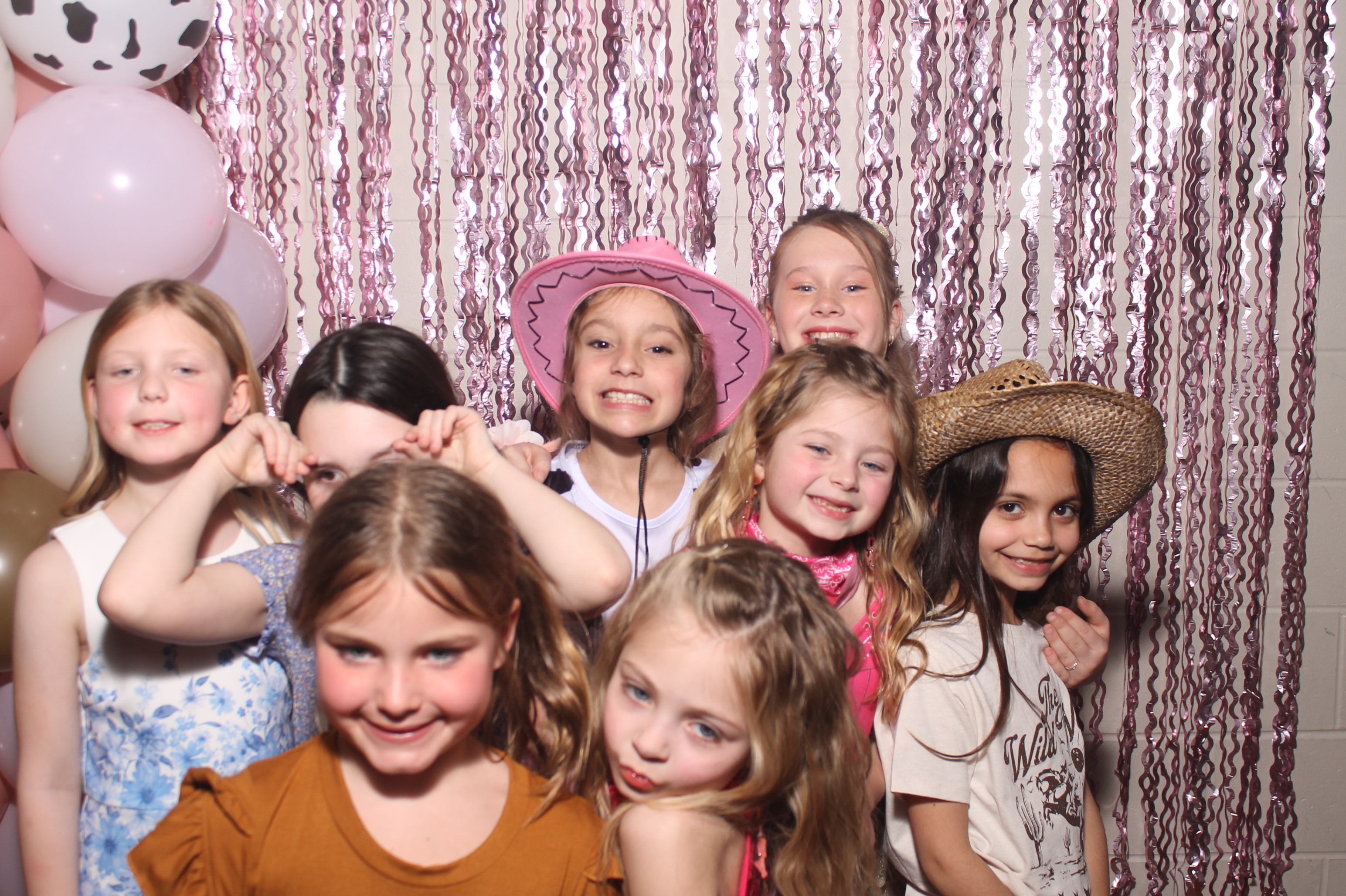 Queen of Peace Father Daughter Dance | View more photos from the event at gallery.photoboothcincy.com/u/PhotoBoothCincy/Queen-of-Peace-Father-Daughter-Dance