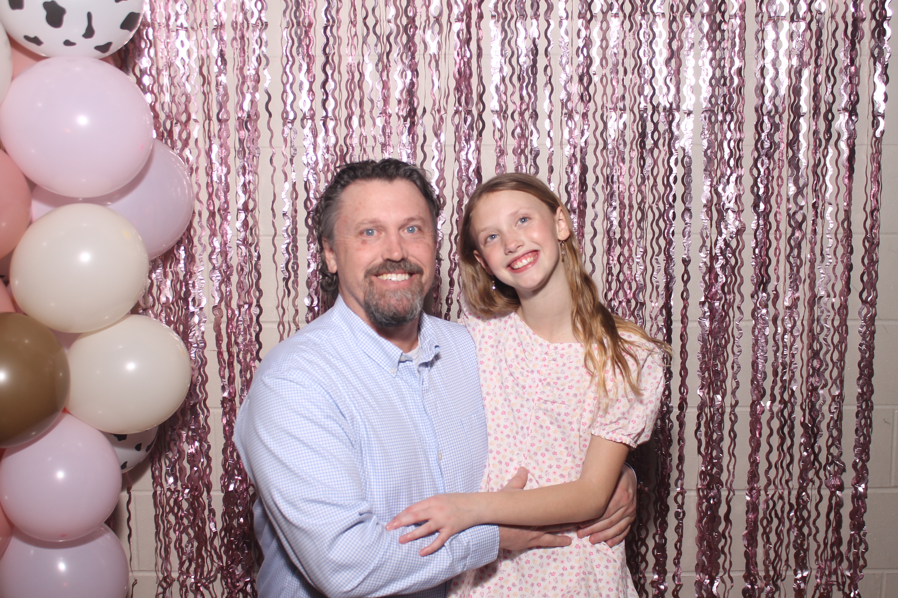Queen of Peace Father Daughter Dance | View more photos from the event at gallery.photoboothcincy.com/u/PhotoBoothCincy/Queen-of-Peace-Father-Daughter-Dance