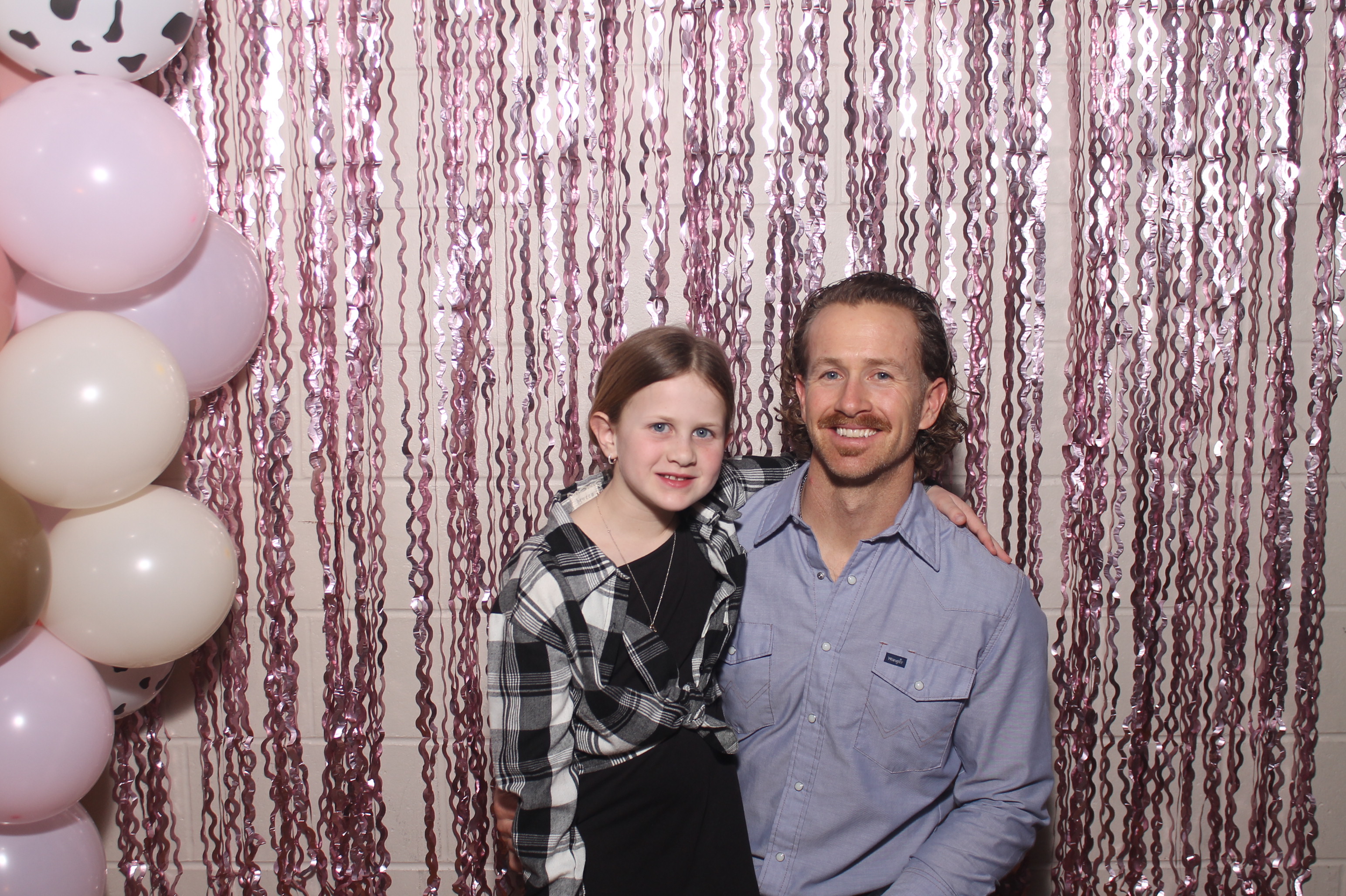 Queen of Peace Father Daughter Dance | View more photos from the event at gallery.photoboothcincy.com/u/PhotoBoothCincy/Queen-of-Peace-Father-Daughter-Dance