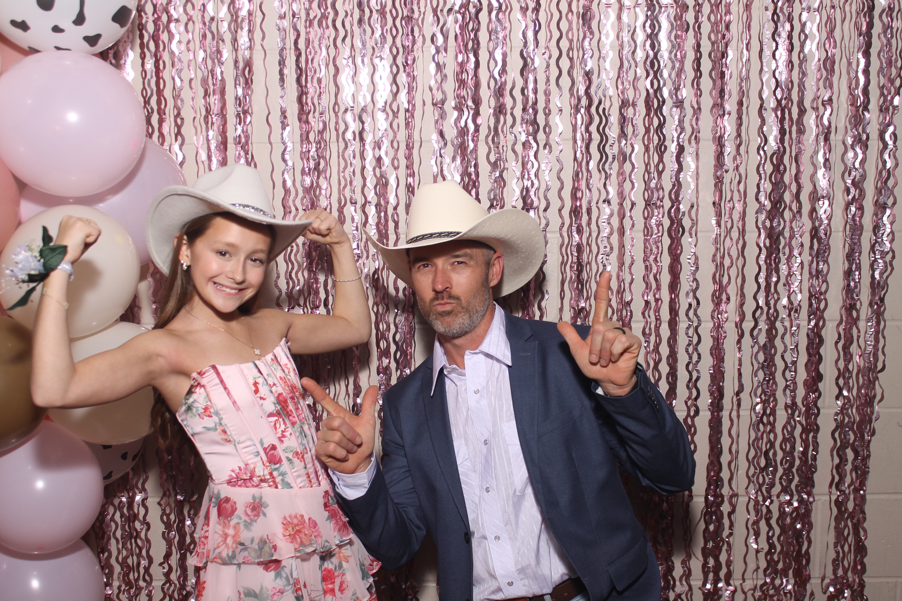 Queen of Peace Father Daughter Dance | View more photos from the event at gallery.photoboothcincy.com/u/PhotoBoothCincy/Queen-of-Peace-Father-Daughter-Dance