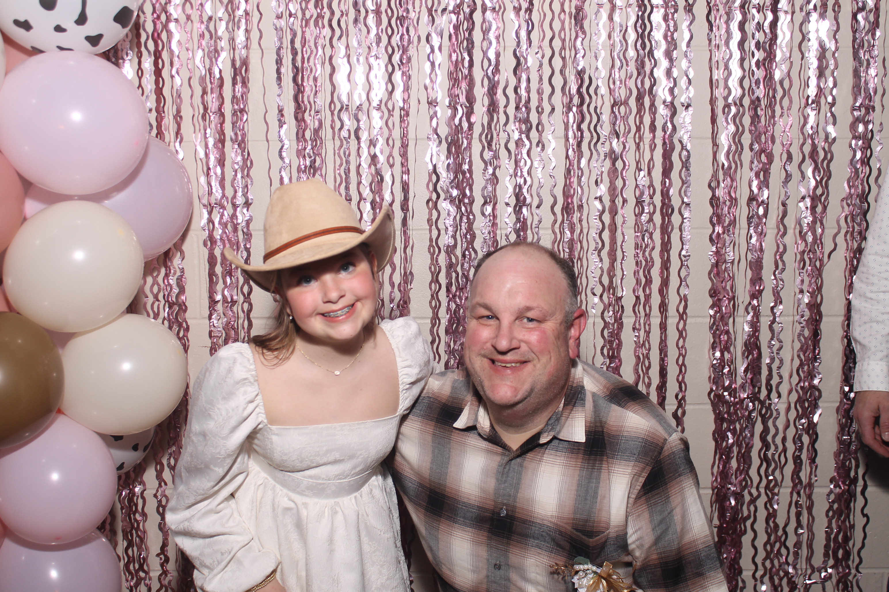 Queen of Peace Father Daughter Dance | View more photos from the event at gallery.photoboothcincy.com/u/PhotoBoothCincy/Queen-of-Peace-Father-Daughter-Dance