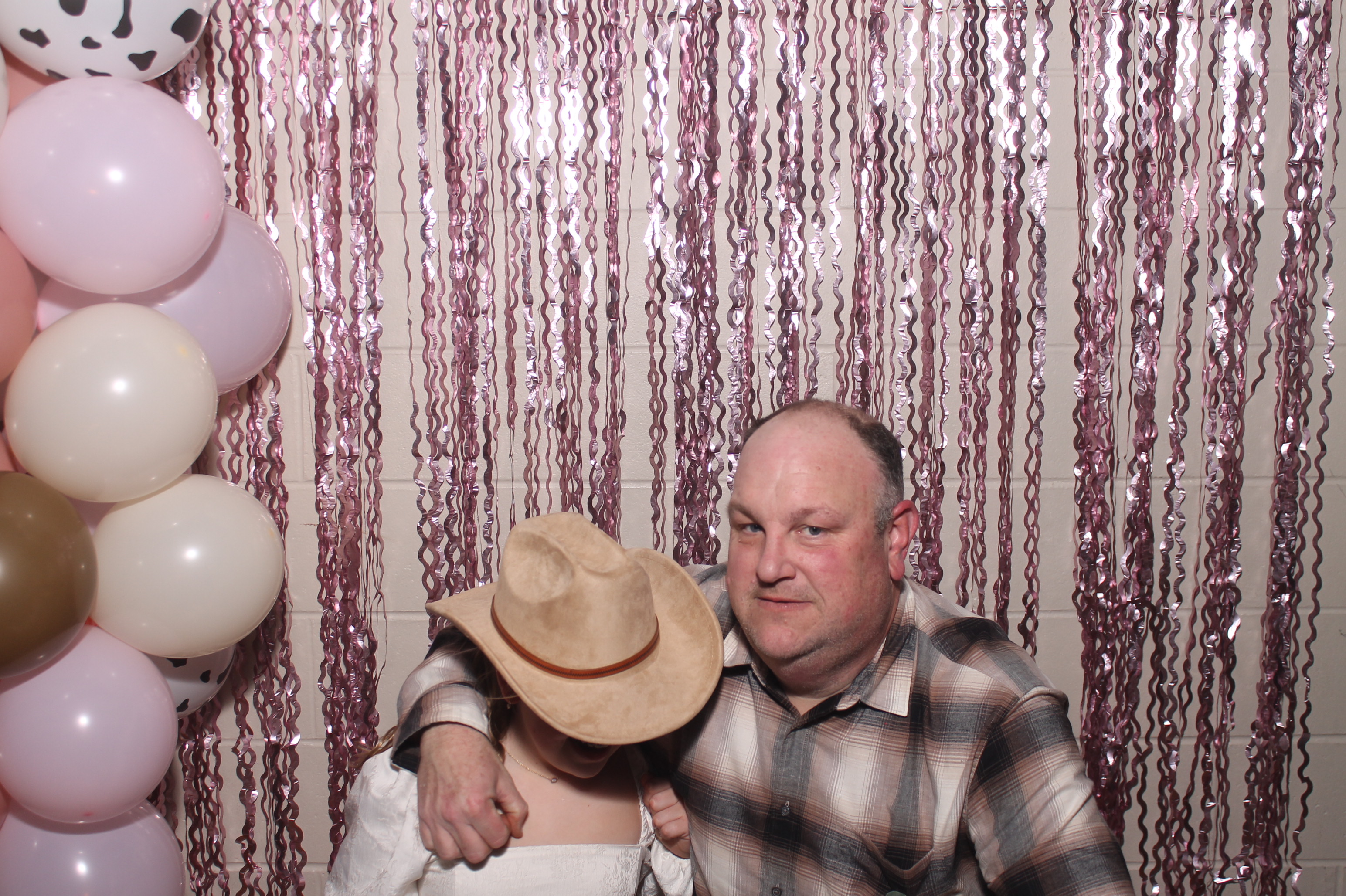 Queen of Peace Father Daughter Dance | View more photos from the event at gallery.photoboothcincy.com/u/PhotoBoothCincy/Queen-of-Peace-Father-Daughter-Dance