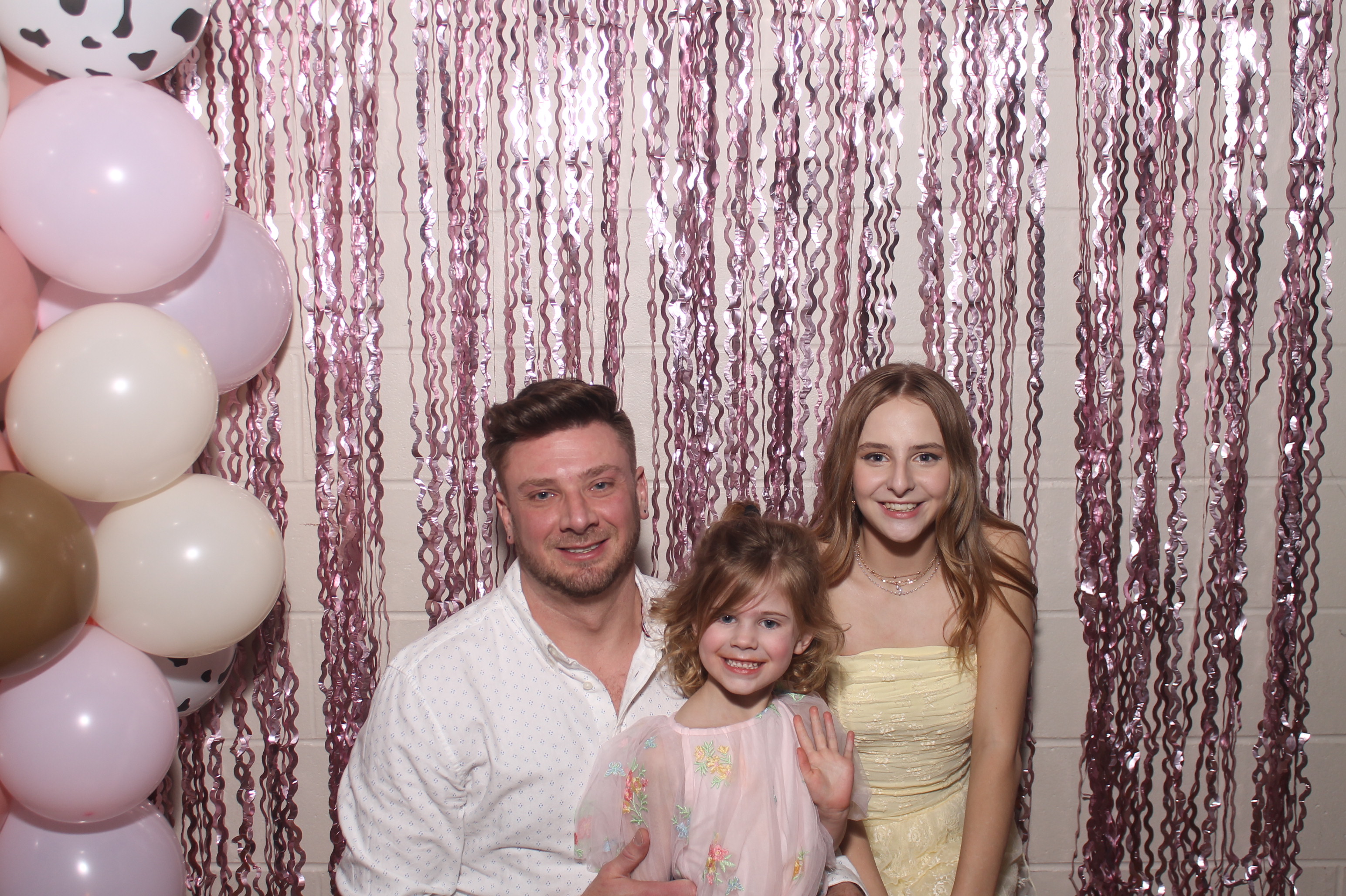 Queen of Peace Father Daughter Dance | View more photos from the event at gallery.photoboothcincy.com/u/PhotoBoothCincy/Queen-of-Peace-Father-Daughter-Dance