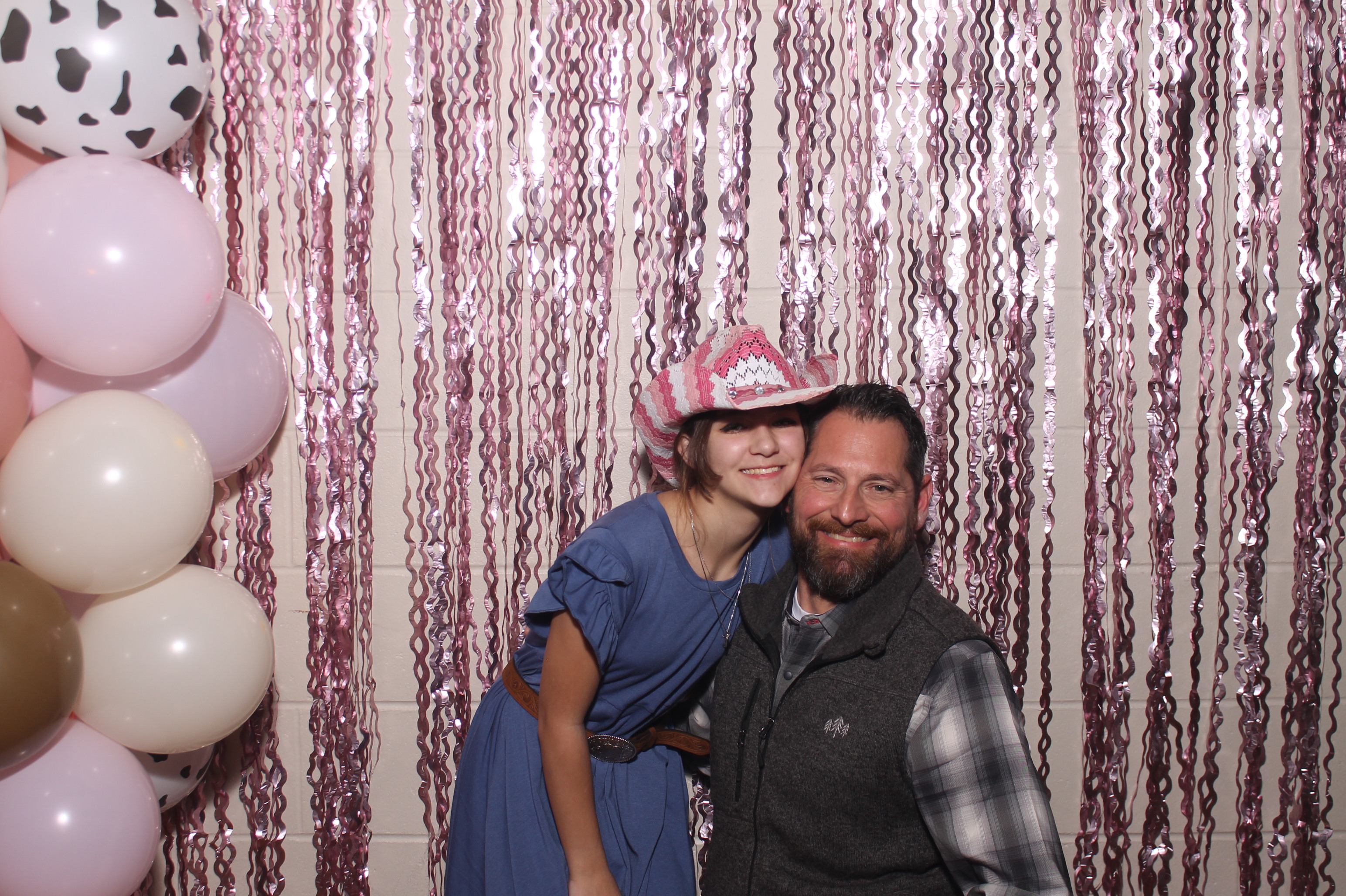 Queen of Peace Father Daughter Dance | View more photos from the event at gallery.photoboothcincy.com/u/PhotoBoothCincy/Queen-of-Peace-Father-Daughter-Dance