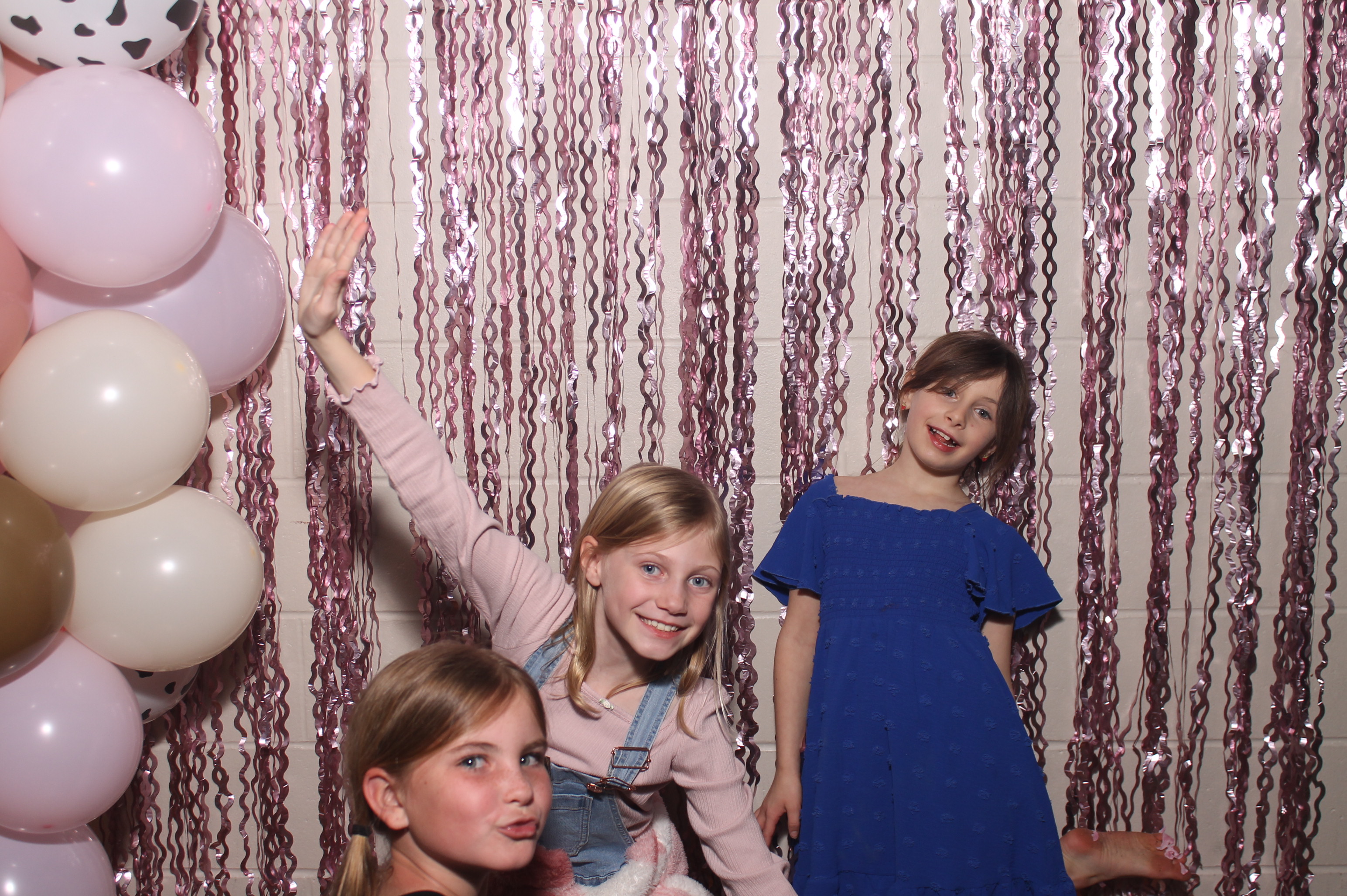 Queen of Peace Father Daughter Dance | View more photos from the event at gallery.photoboothcincy.com/u/PhotoBoothCincy/Queen-of-Peace-Father-Daughter-Dance