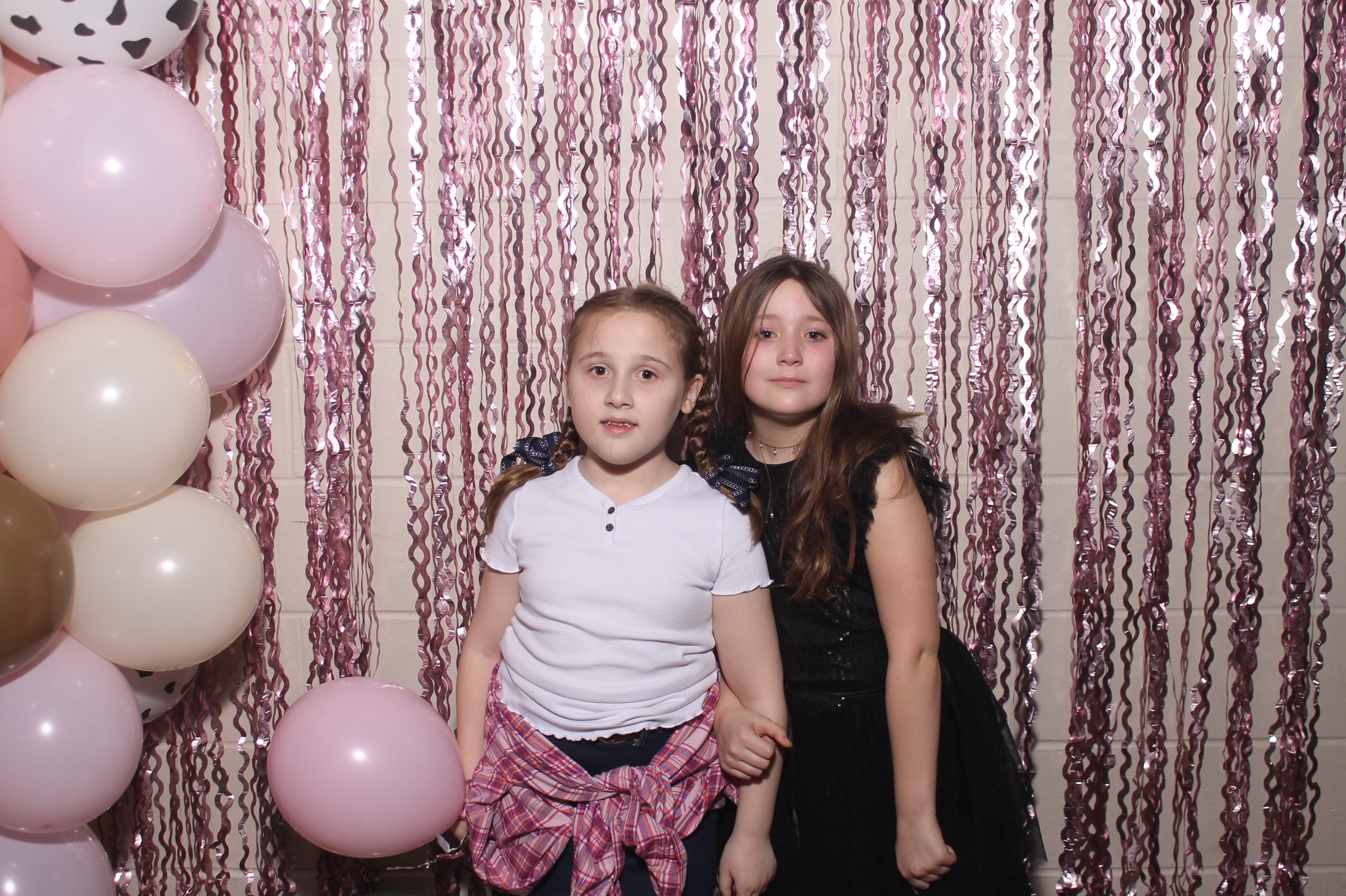 Queen of Peace Father Daughter Dance | View more photos from the event at gallery.photoboothcincy.com/u/PhotoBoothCincy/Queen-of-Peace-Father-Daughter-Dance