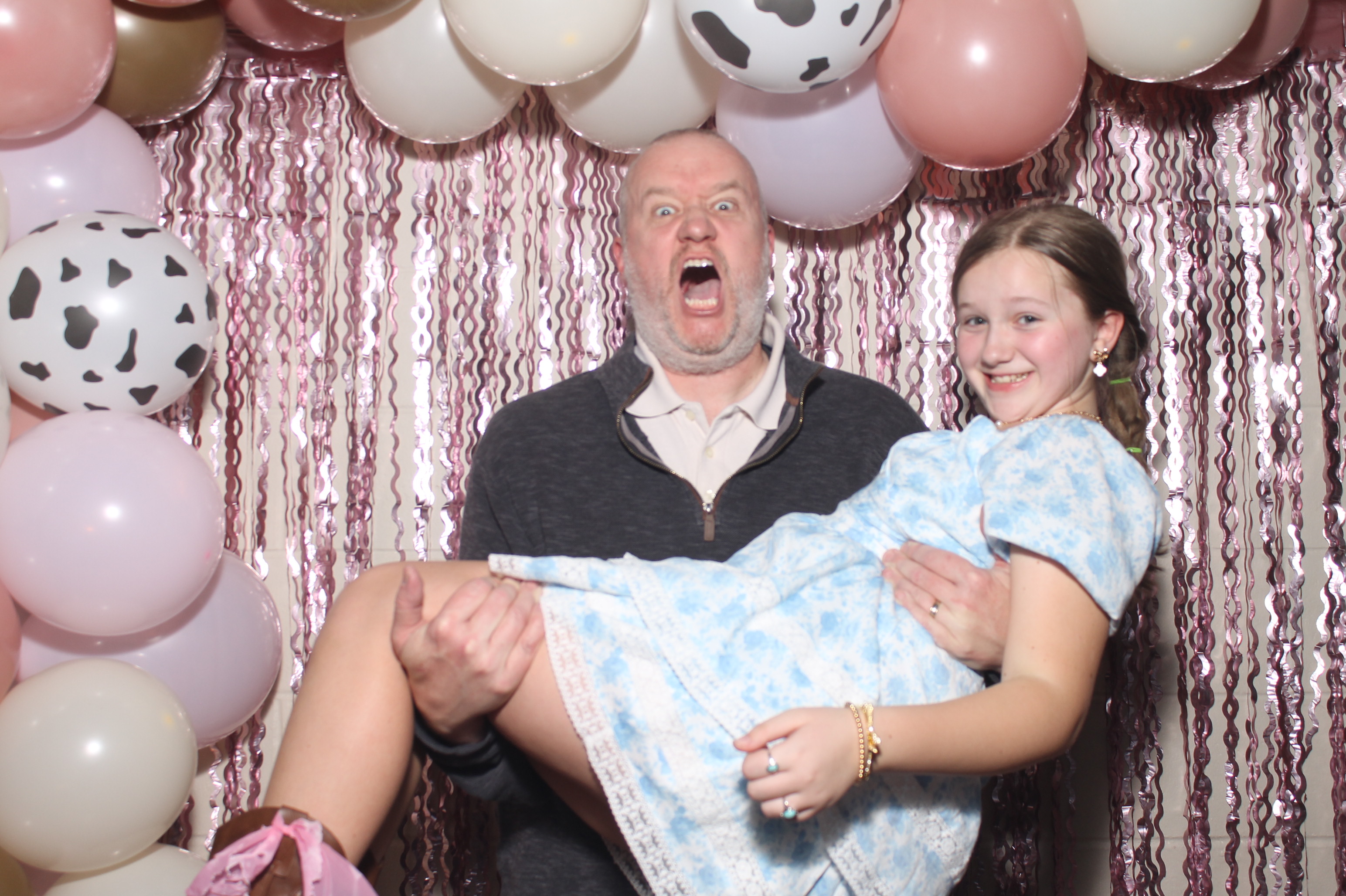 Queen of Peace Father Daughter Dance | View more photos from the event at gallery.photoboothcincy.com/u/PhotoBoothCincy/Queen-of-Peace-Father-Daughter-Dance