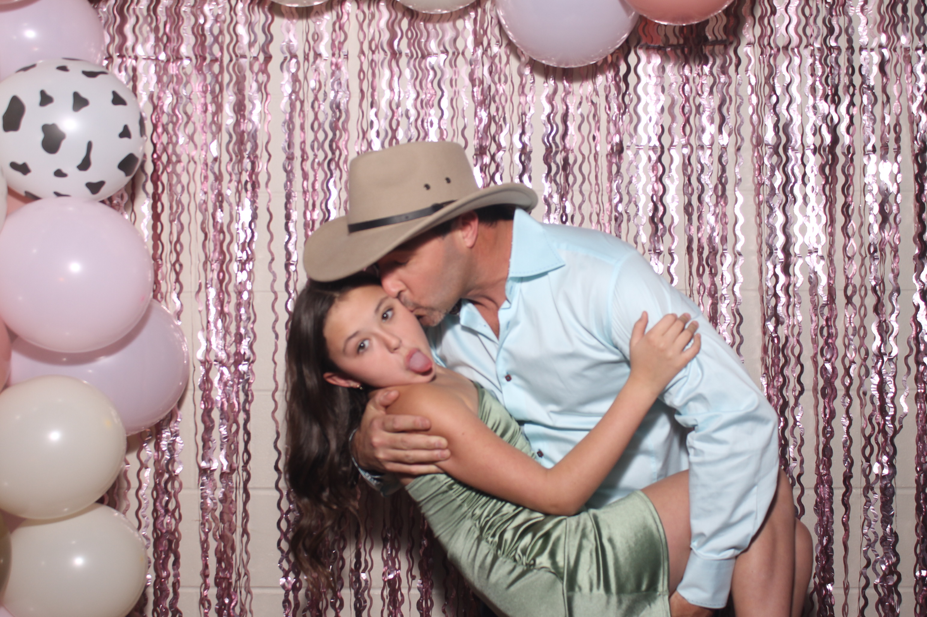 Queen of Peace Father Daughter Dance | View more photos from the event at gallery.photoboothcincy.com/u/PhotoBoothCincy/Queen-of-Peace-Father-Daughter-Dance