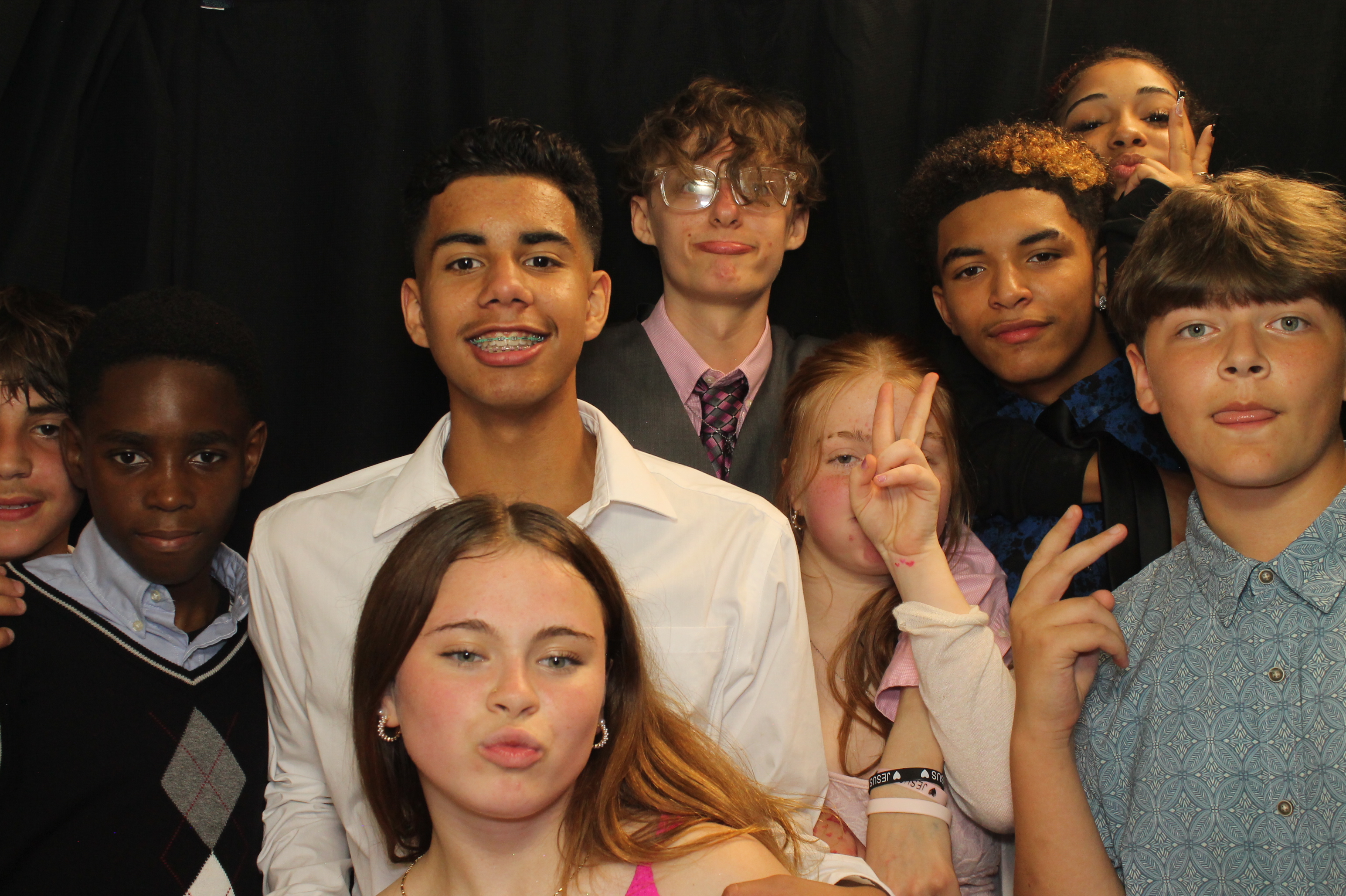 RA Jones Middle School 8th Grade Promotion | View more photos from the event at gallery.photoboothcincy.com/u/PhotoBoothCincy/RA-Jones-Middle-School-8th-Grade-Promotion