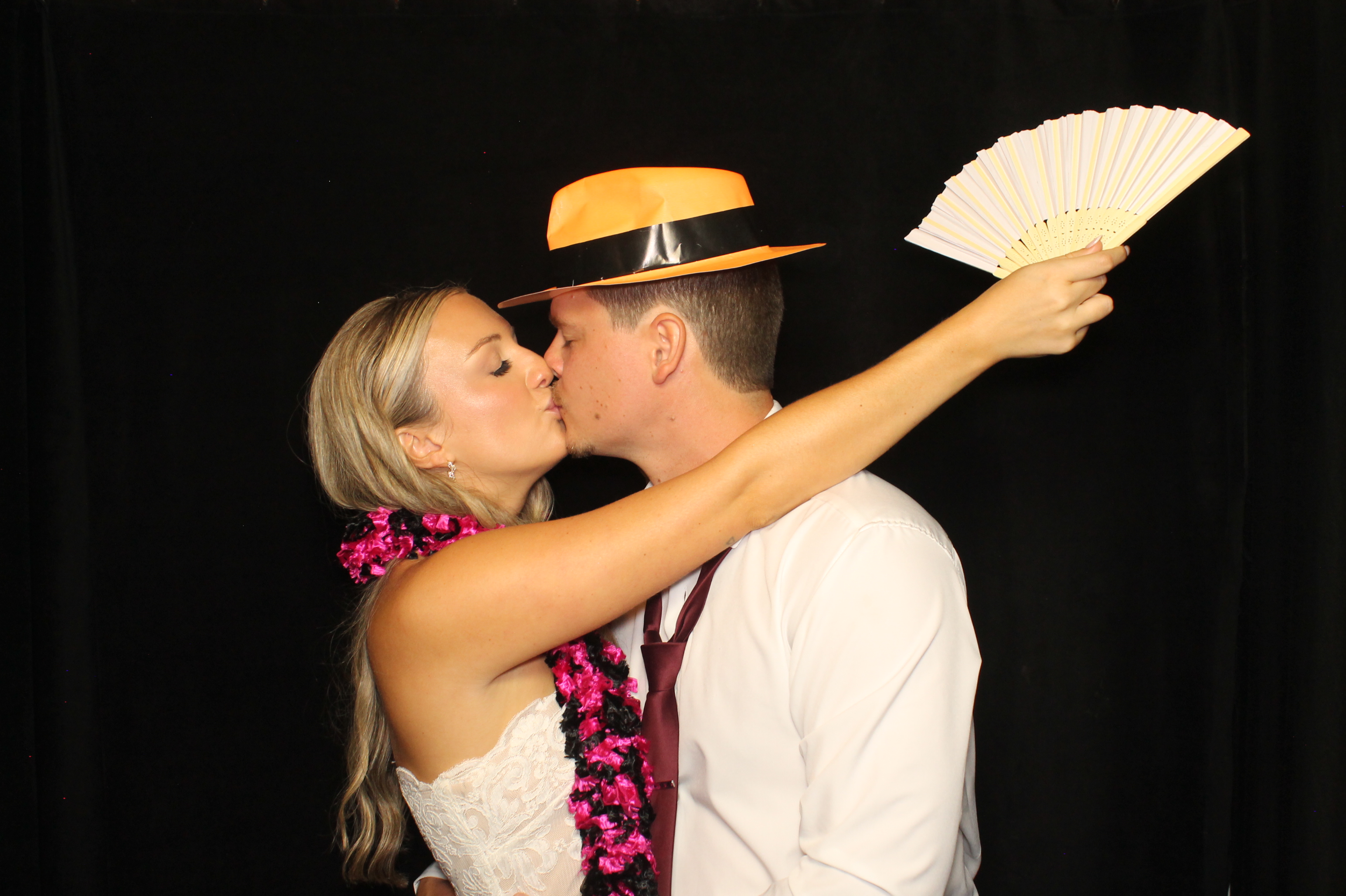 Rachel & Austin | View more photos from the event at gallery.photoboothcincy.com/u/PhotoBoothCincy/Rachel-Austin