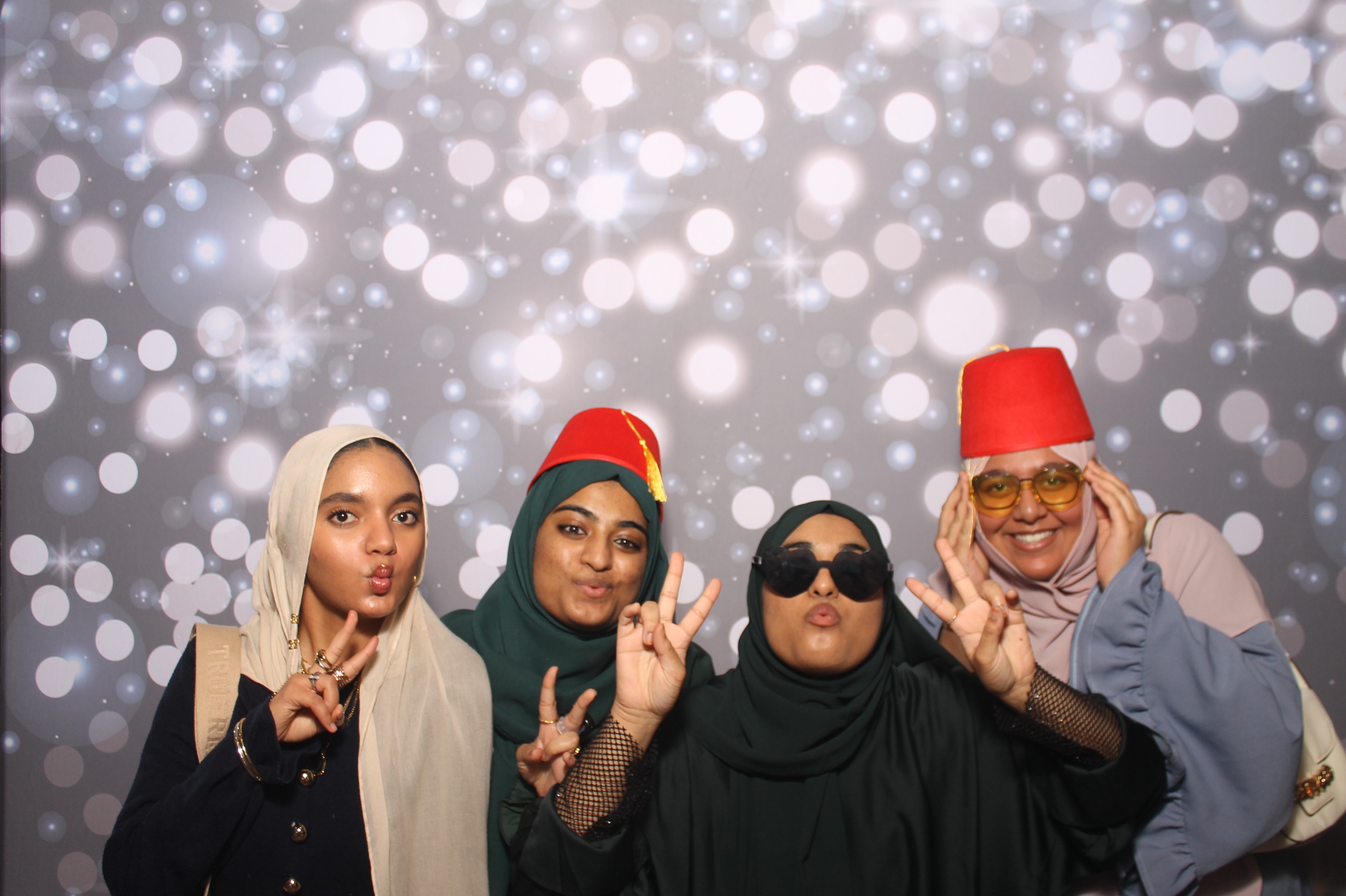 Ramadan Celebration 2026 | View more photos from the event at gallery.photoboothcincy.com/u/PhotoBoothCincy/Ramadan-Celebration-2026