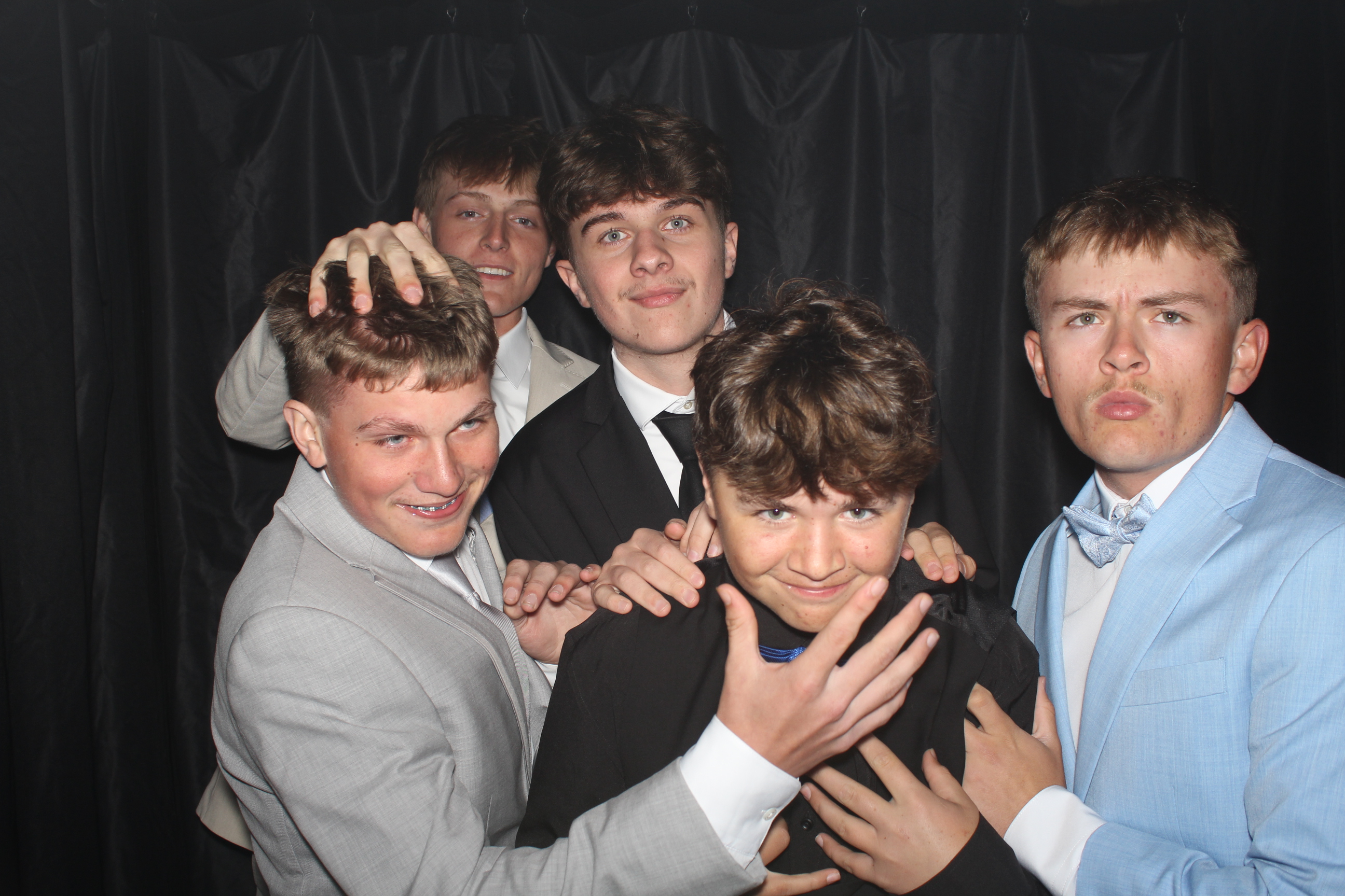 Reading Junior Senior Prom | View more photos from the event at gallery.photoboothcincy.com/u/PhotoBoothCincy/Reading-Junior-Senior-Prom-0