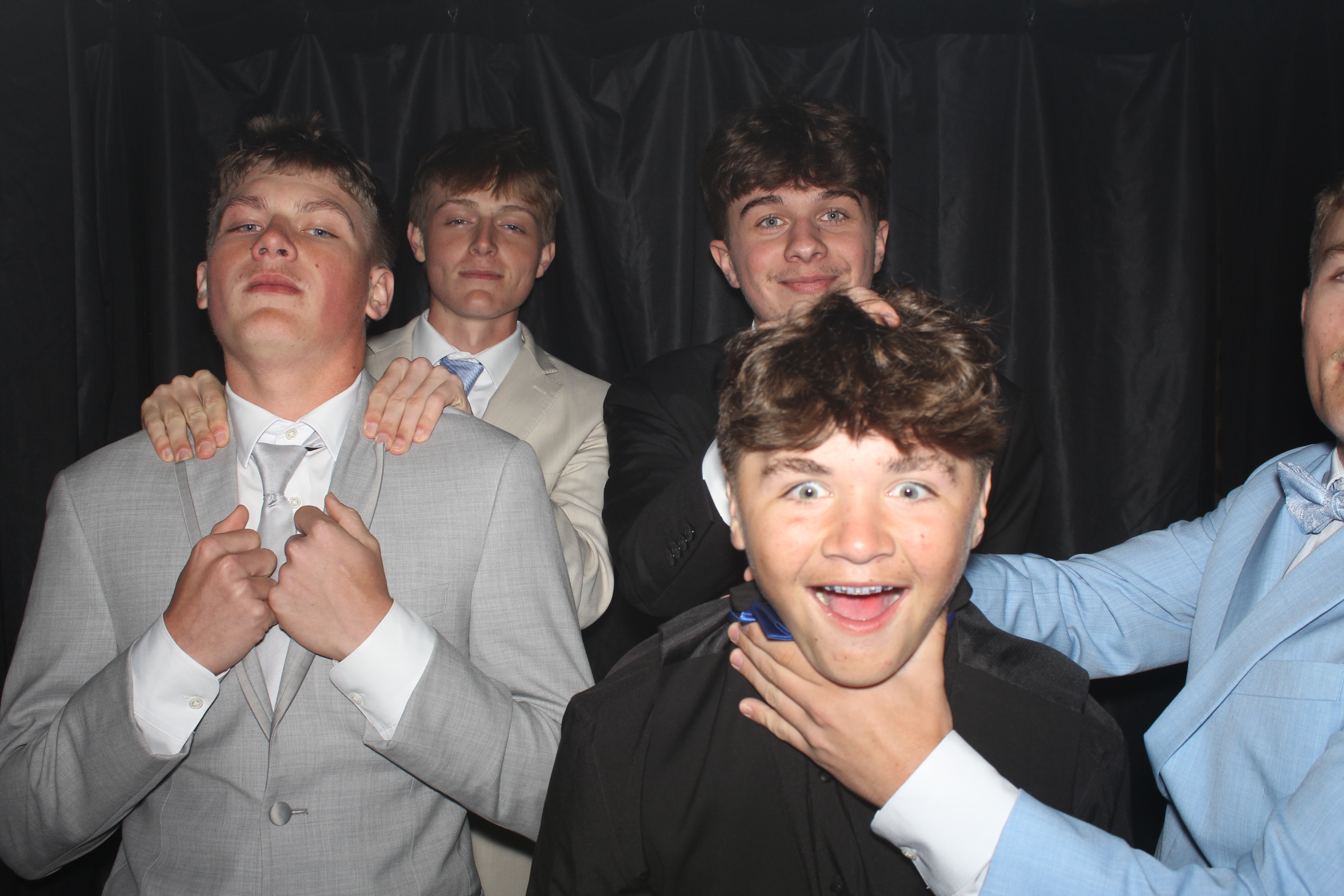 Reading Junior Senior Prom | View more photos from the event at gallery.photoboothcincy.com/u/PhotoBoothCincy/Reading-Junior-Senior-Prom-0