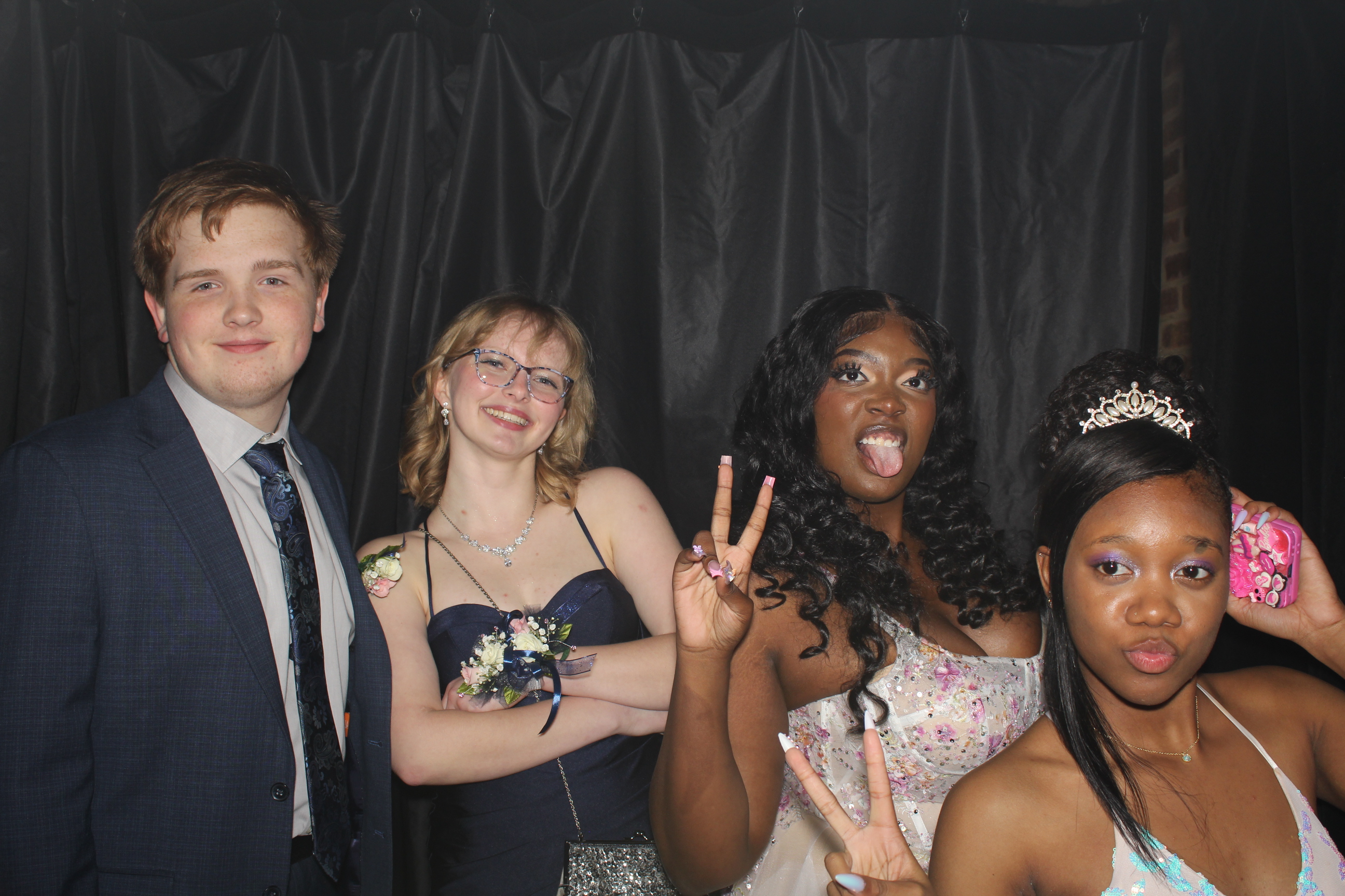 Reading Junior Senior Prom | View more photos from the event at gallery.photoboothcincy.com/u/PhotoBoothCincy/Reading-Junior-Senior-Prom-0