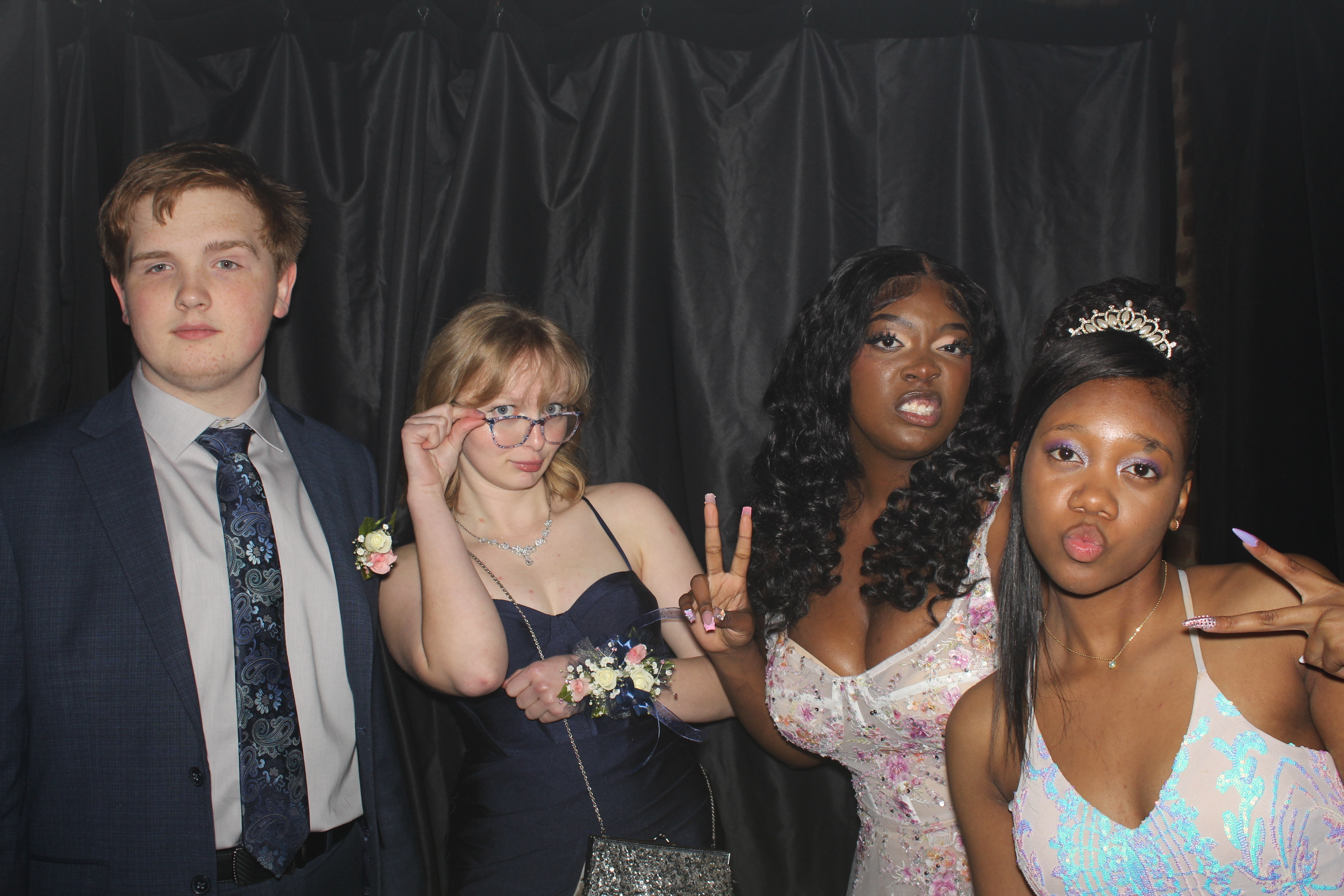 Reading Junior Senior Prom | View more photos from the event at gallery.photoboothcincy.com/u/PhotoBoothCincy/Reading-Junior-Senior-Prom-0