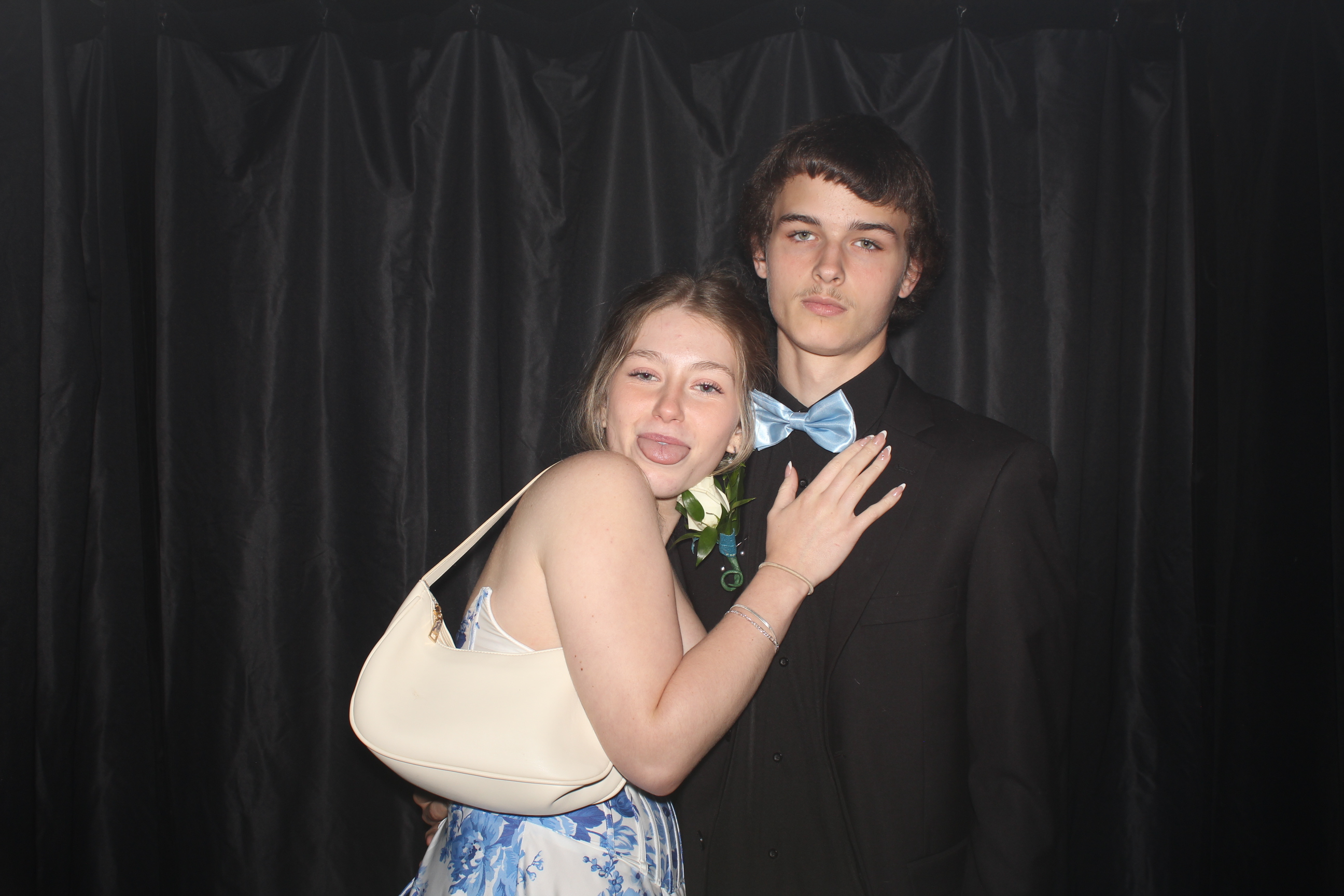 Reading Junior Senior Prom | View more photos from the event at gallery.photoboothcincy.com/u/PhotoBoothCincy/Reading-Junior-Senior-Prom-0