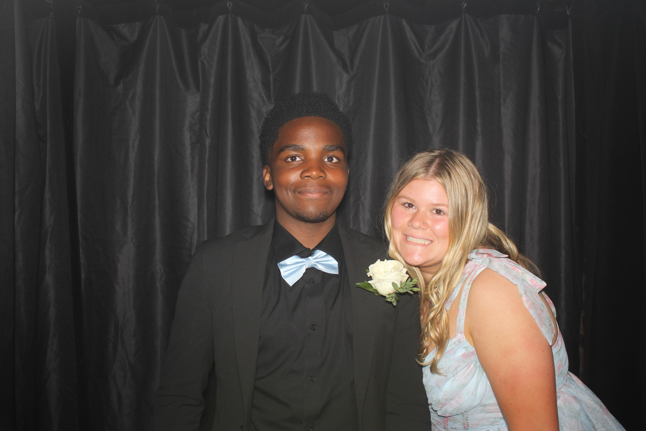 Reading Junior Senior Prom | View more photos from the event at gallery.photoboothcincy.com/u/PhotoBoothCincy/Reading-Junior-Senior-Prom-0