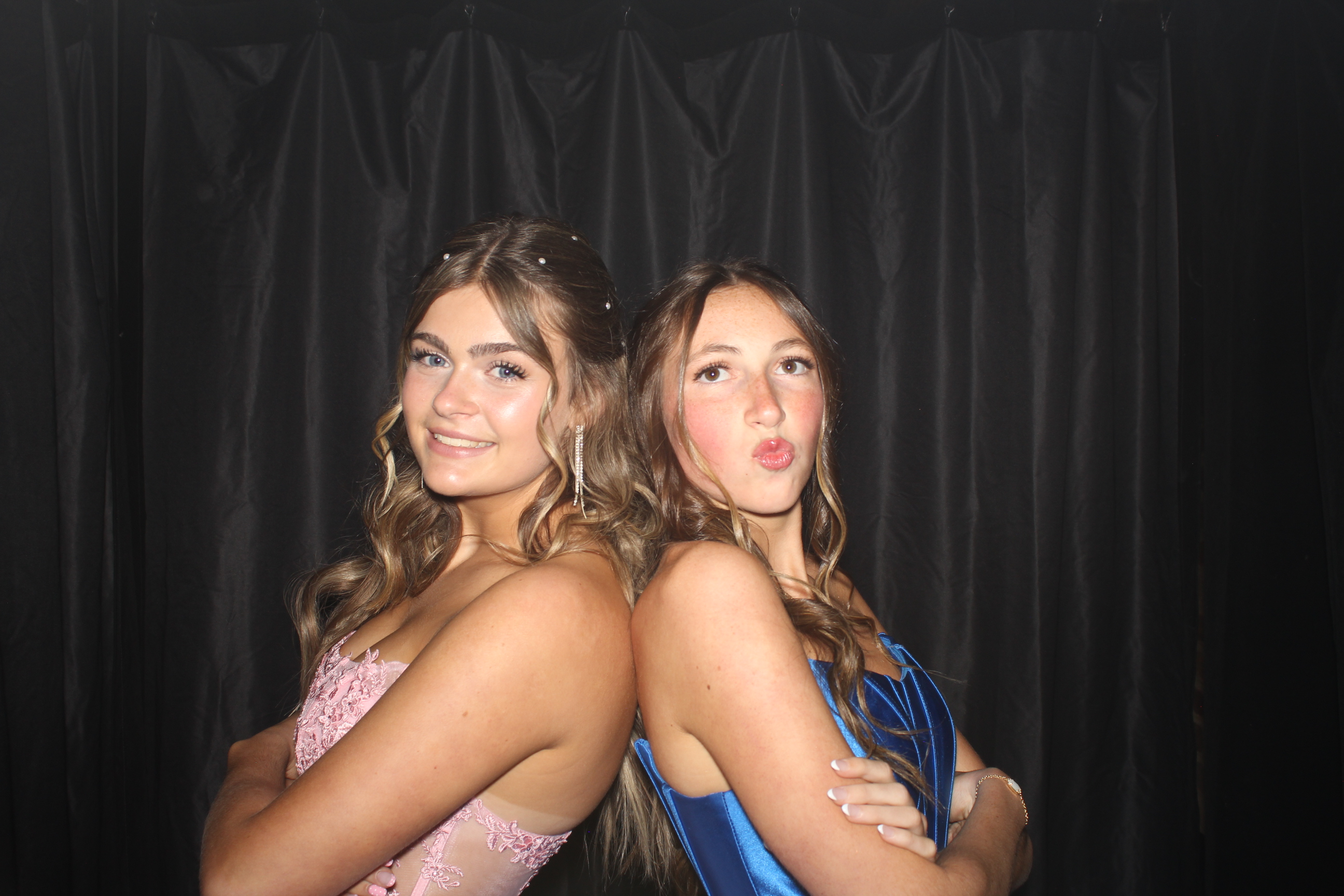 Reading Junior Senior Prom | View more photos from the event at gallery.photoboothcincy.com/u/PhotoBoothCincy/Reading-Junior-Senior-Prom-0